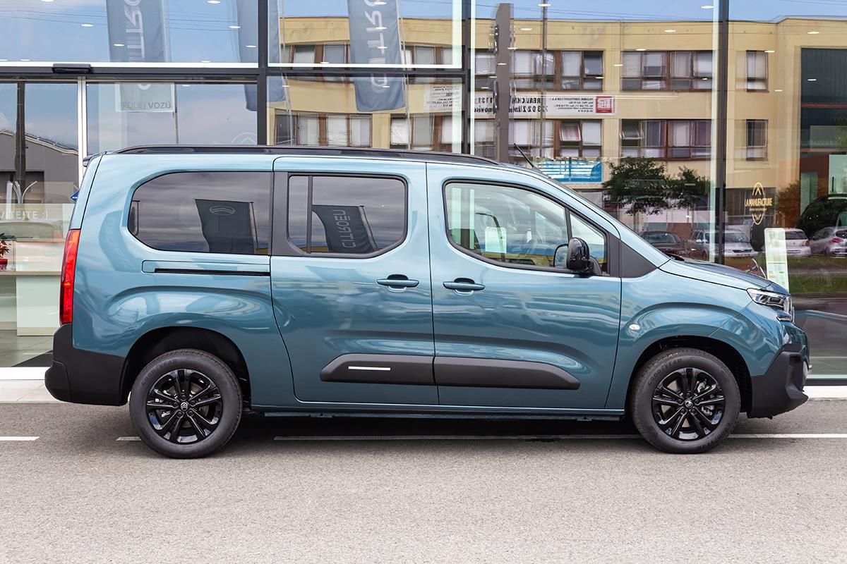 Citroën Berlingo, 1,5 XL MAX 130k + 7-míst - fotka 4