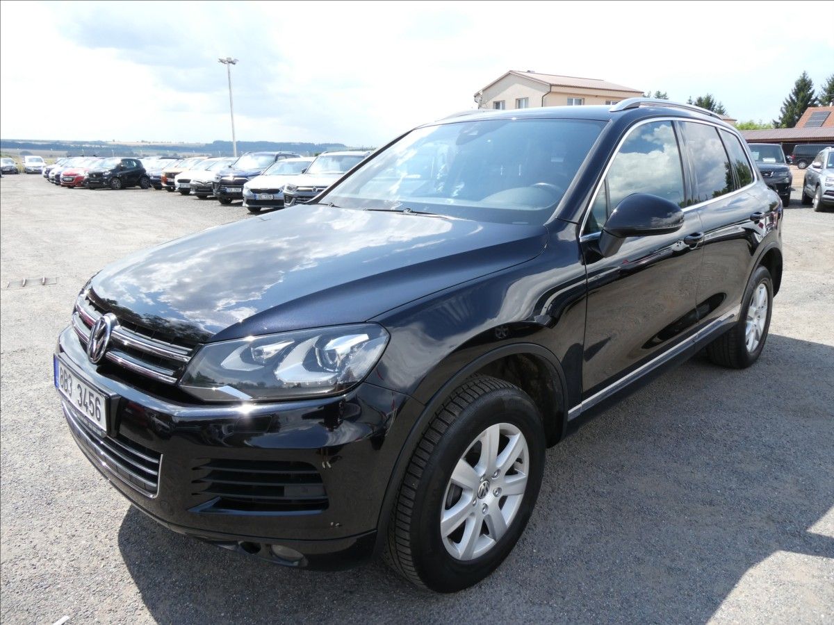 Volkswagen Touareg, 3,0 TDi V6 180kW, webasto, DPH - fotka 3