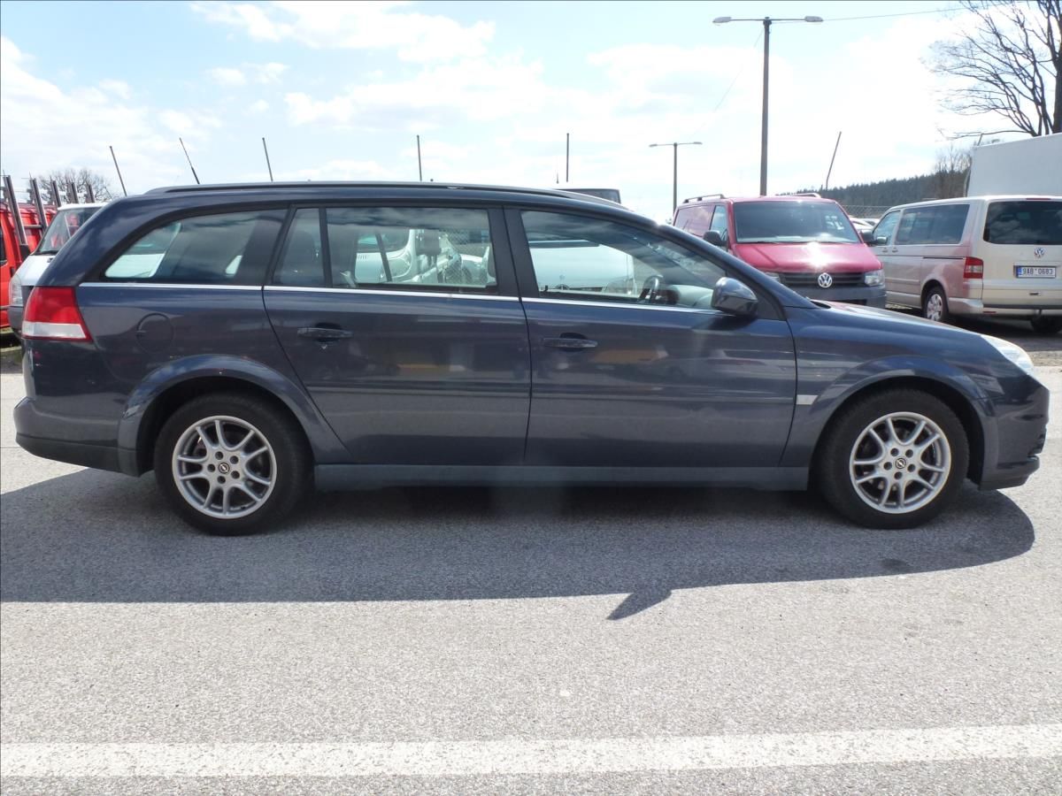 Opel Vectra, 1,9 CDTi Wagon Station - fotka 6