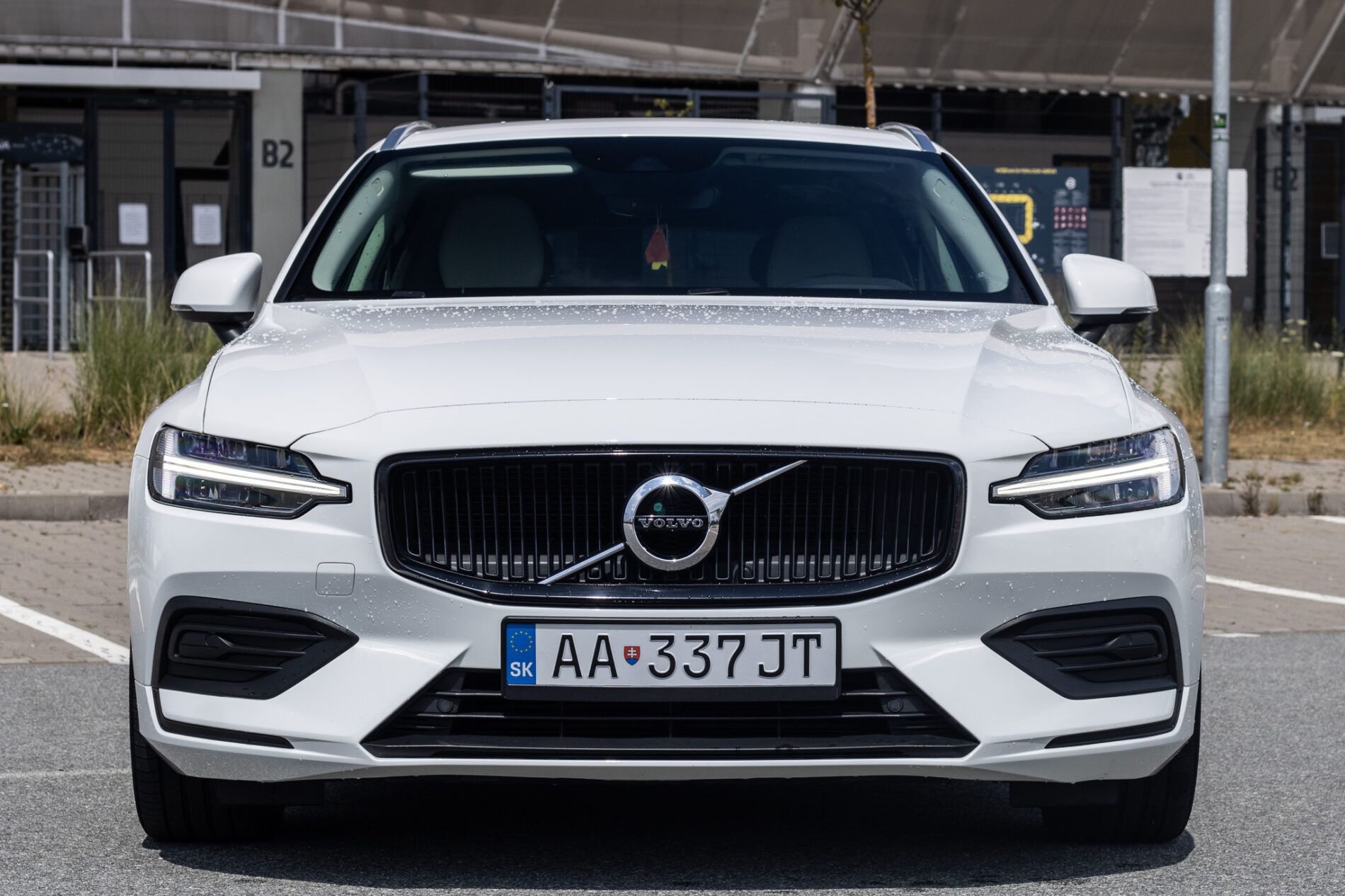 Volvo V60 - fotka 2