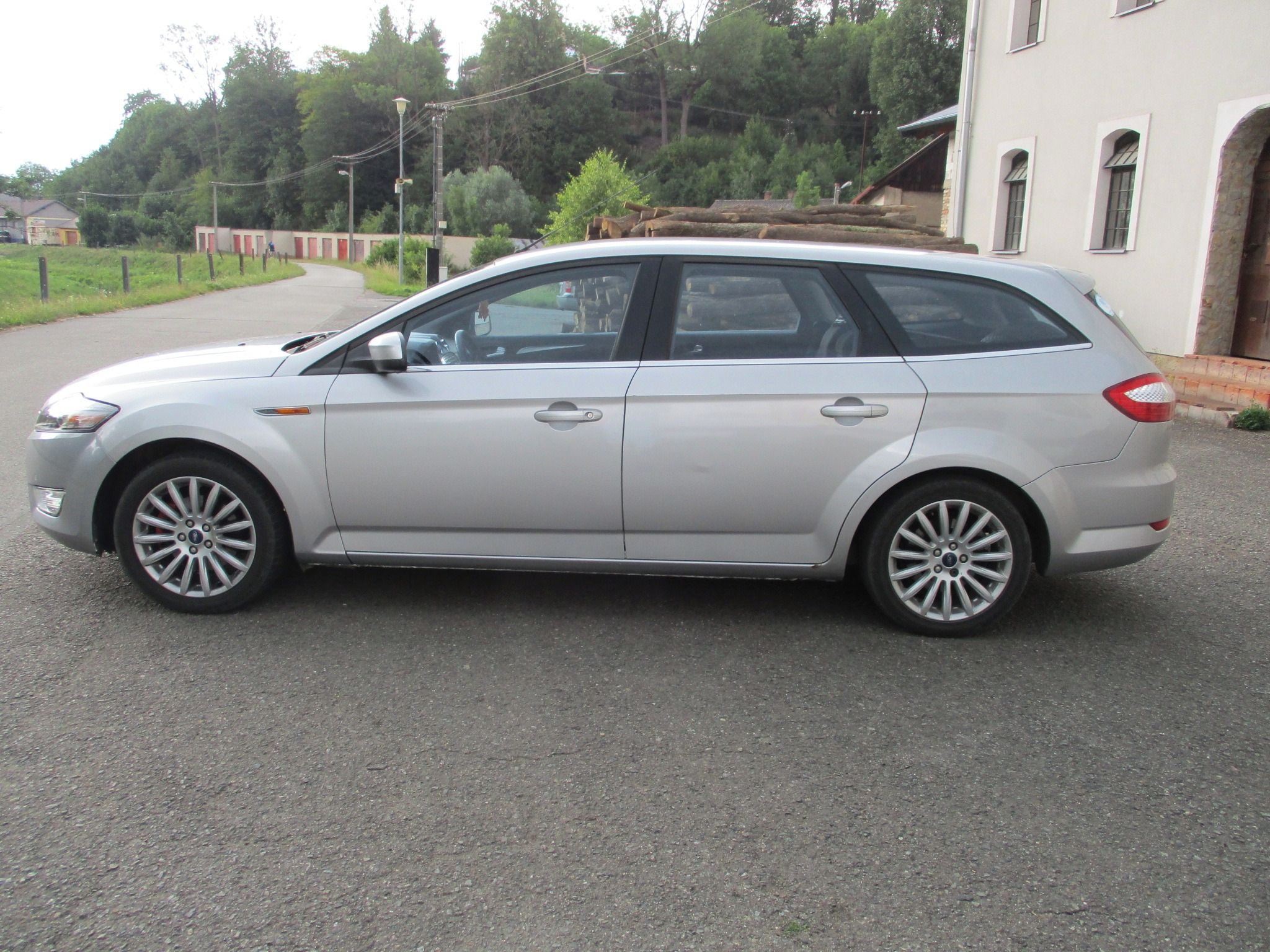 Ford Mondeo, III 2.0 TDCi - Tažné zařízení - fotka 2