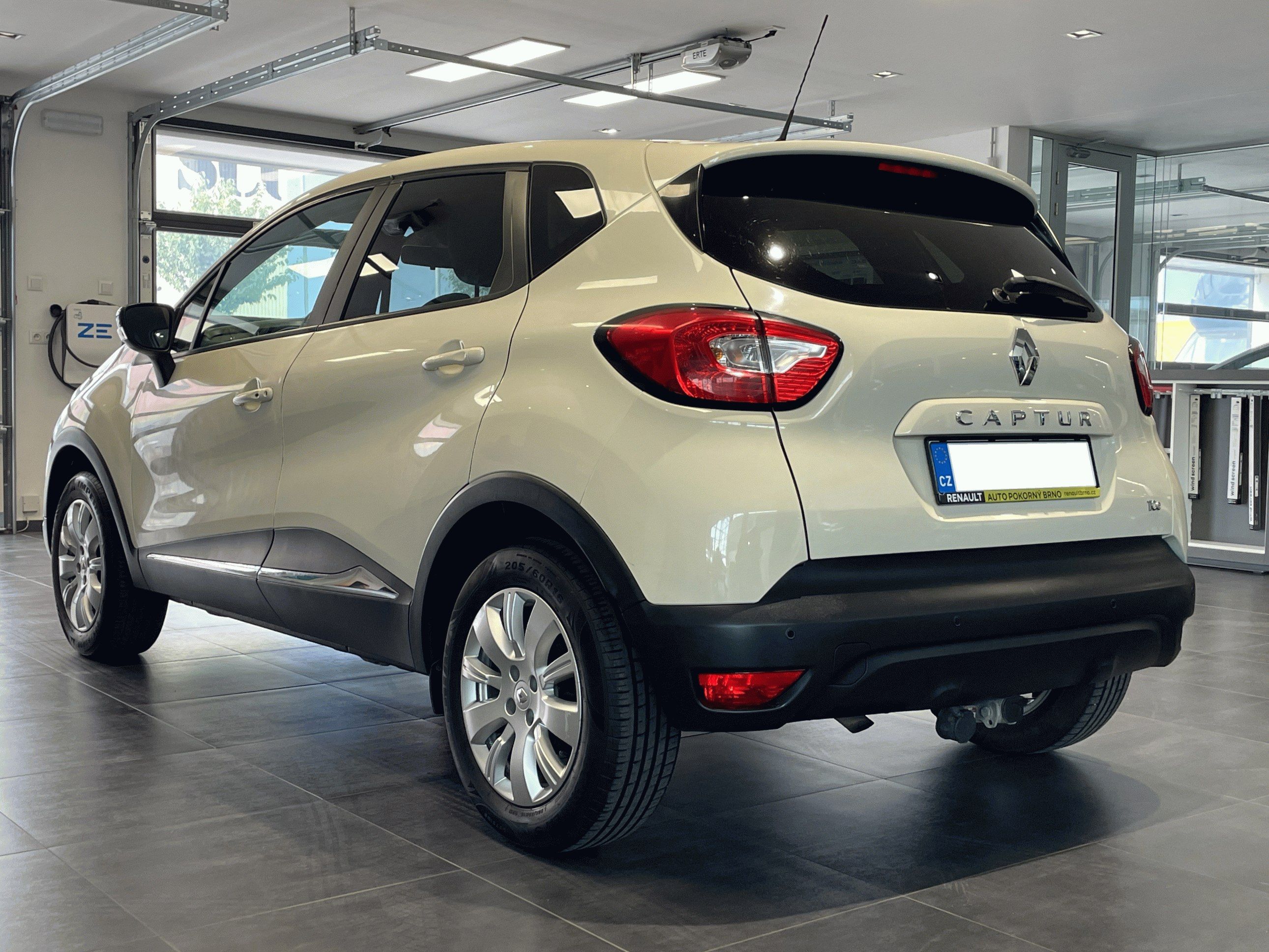Renault Captur, ZEN ,09TCe 90k - fotka 3