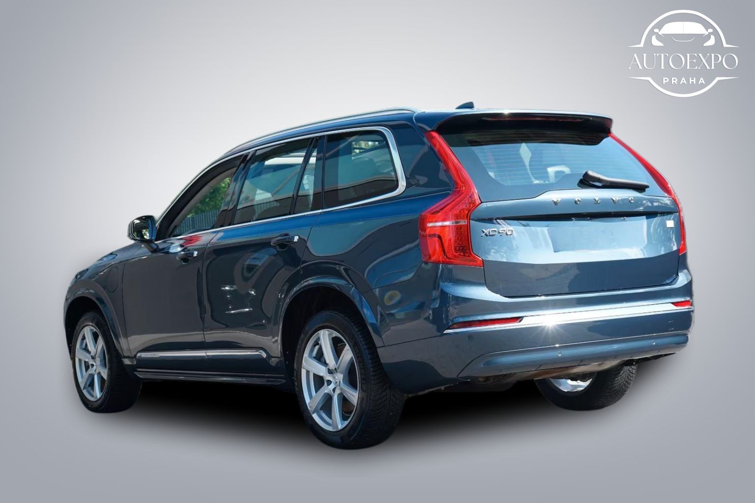 Volvo XC90, T8 RECHARGE PLUG-IN*7míst - fotka 4