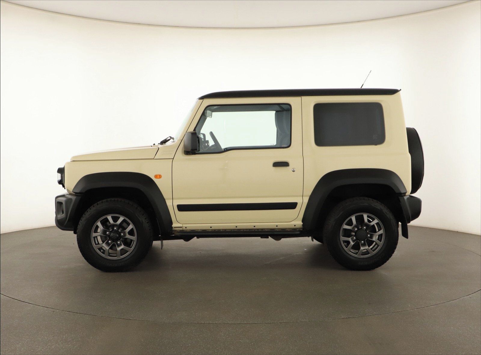 Suzuki Jimny, 1.5 AllGrip, 4X4, ČR,1.maj - fotka 3