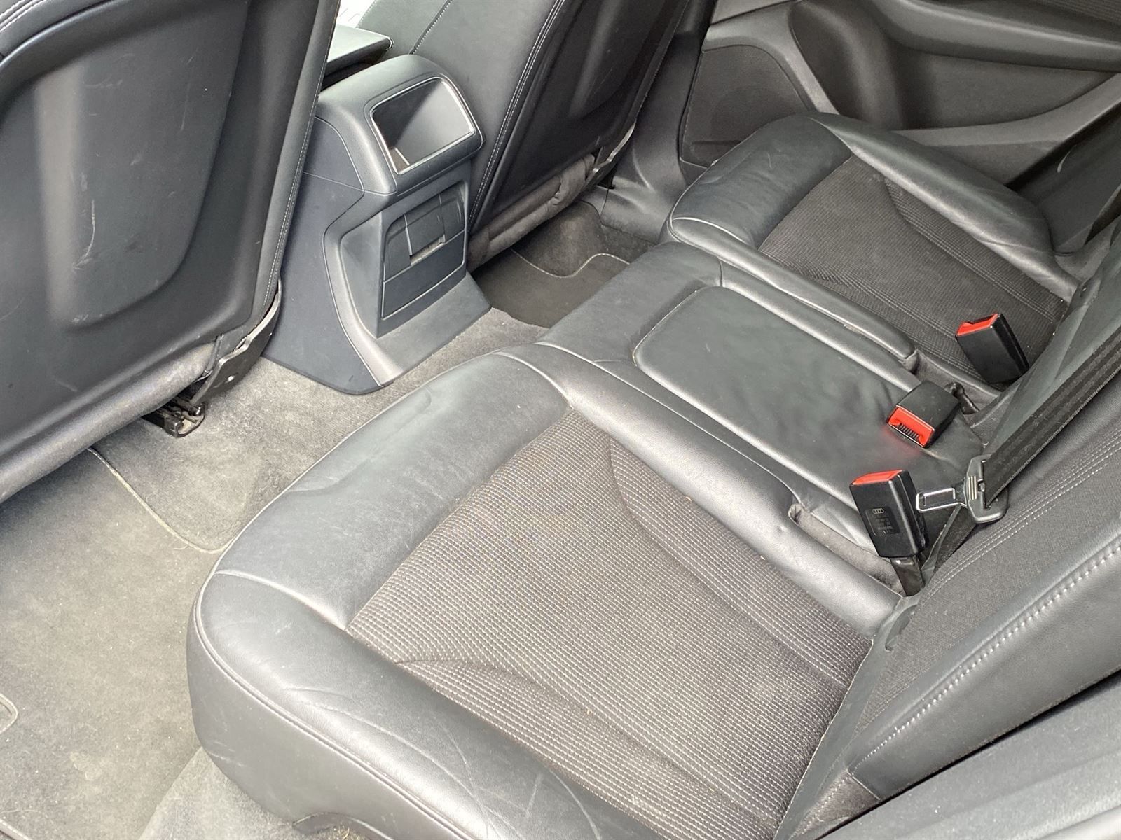 Audi Q5, 2.0 TDI Quattro - fotka 6