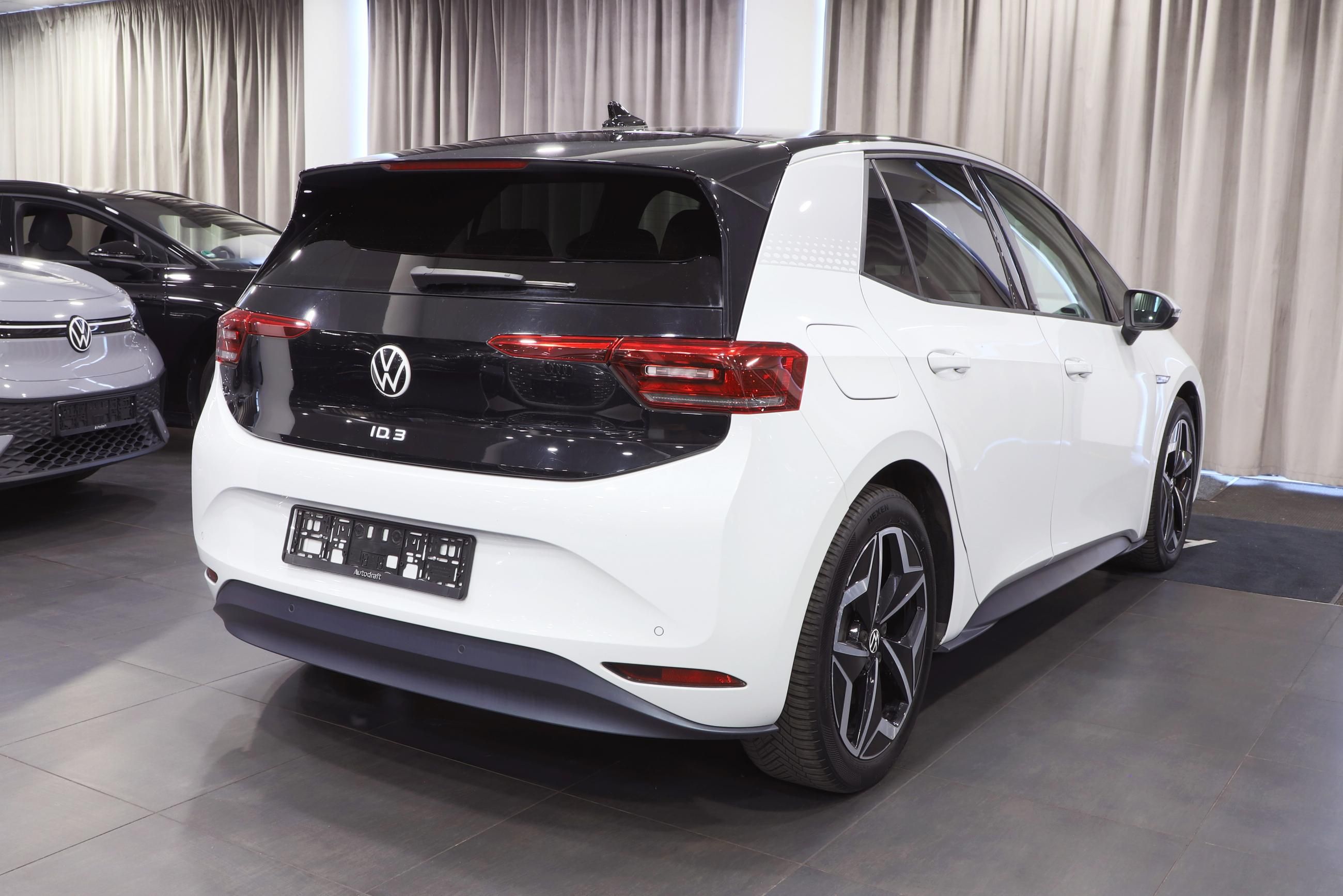 Volkswagen ID.3, Pro 150kW IQ.Lights / ALU 19" - fotka 4