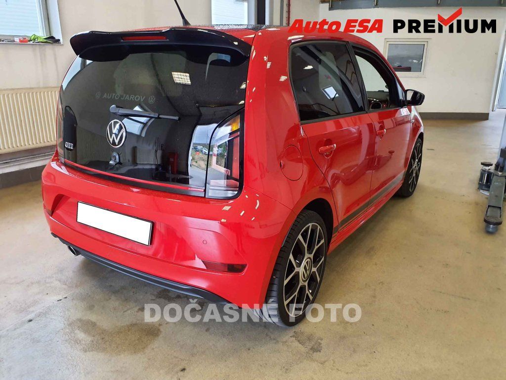 Volkswagen Up!, 1.0 TSi,1.maj,ČR,GTi - fotka 2