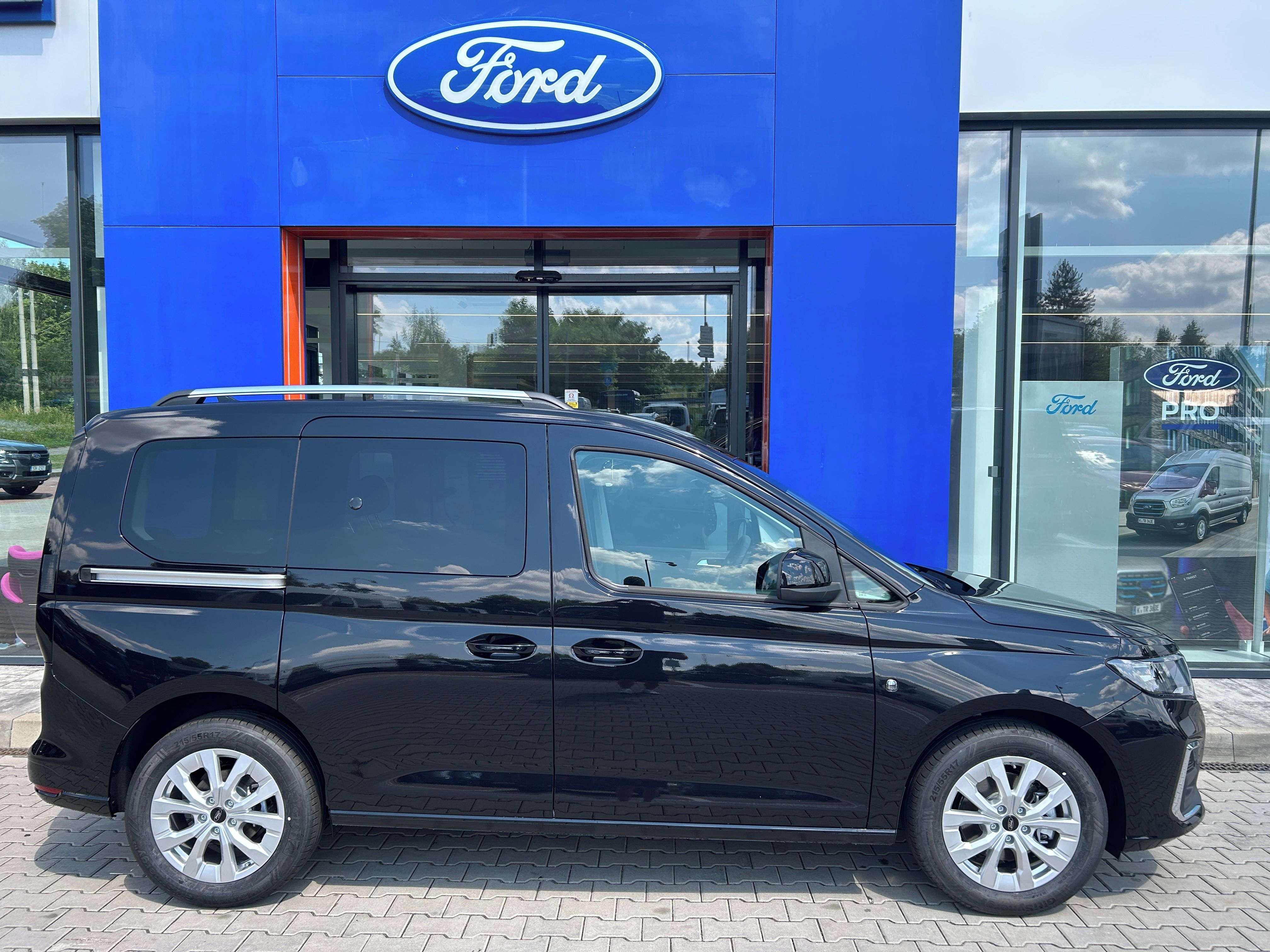 Ford Tourneo Connect, 1.5 Ecoboost 85kW AT Titanium - fotka 3