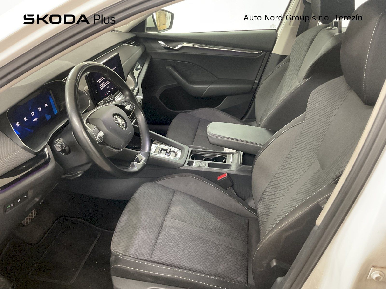 Škoda Octavia, 2.0 TDI 85kW DSG Style - fotka 5