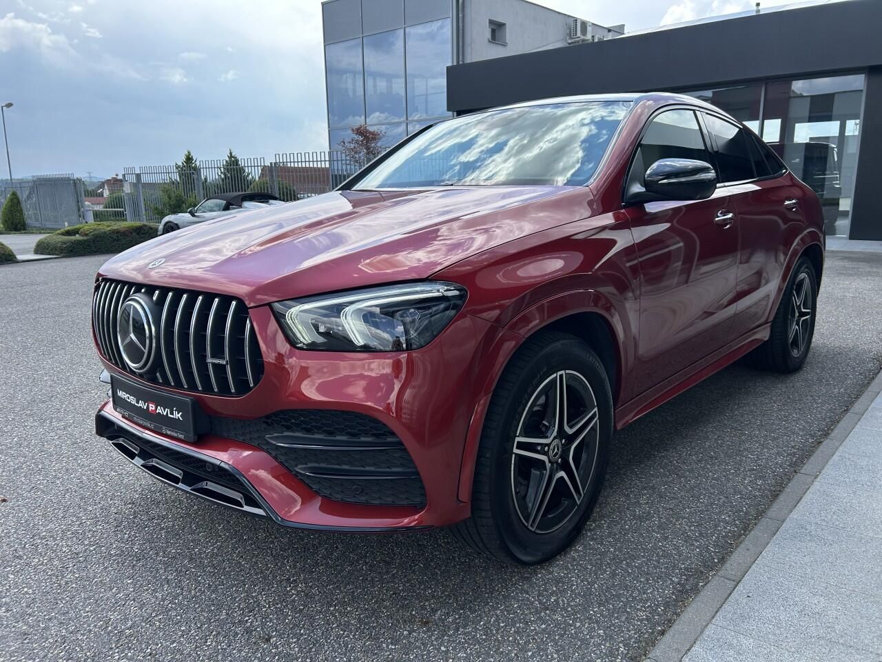 Mercedes-Benz GLE, 400d 4MATIC AMG Coupe - fotka 3