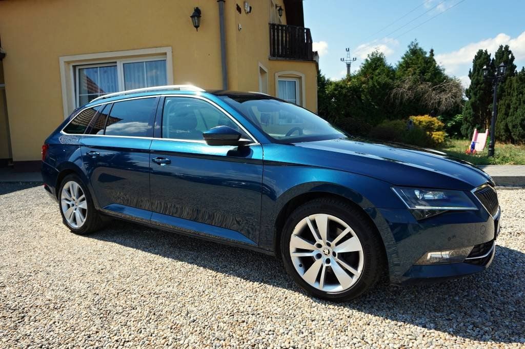 Škoda Superb, STYLE 2,0 TSI 162 kW - fotka 2