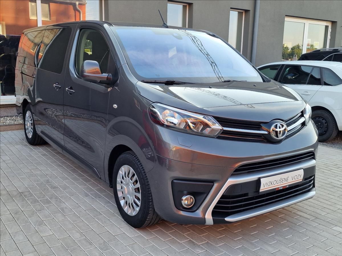 Toyota Proace Verso, 2.0 D-4d 106kw L2 Shuttle, ČR - fotka 3