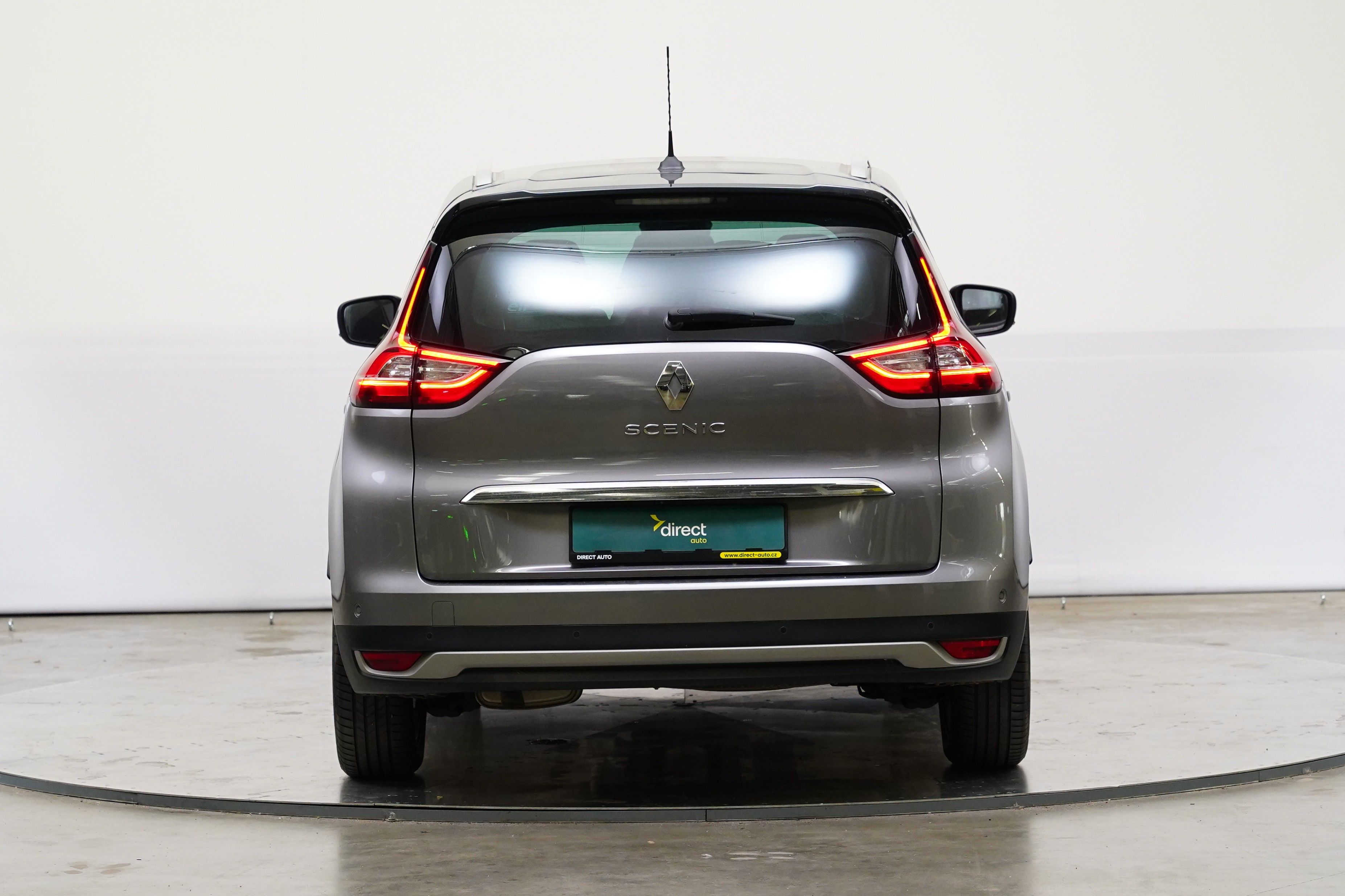 Renault Grand Scénic, 1.3 TCe 103 kW Bose Edition - fotka 6