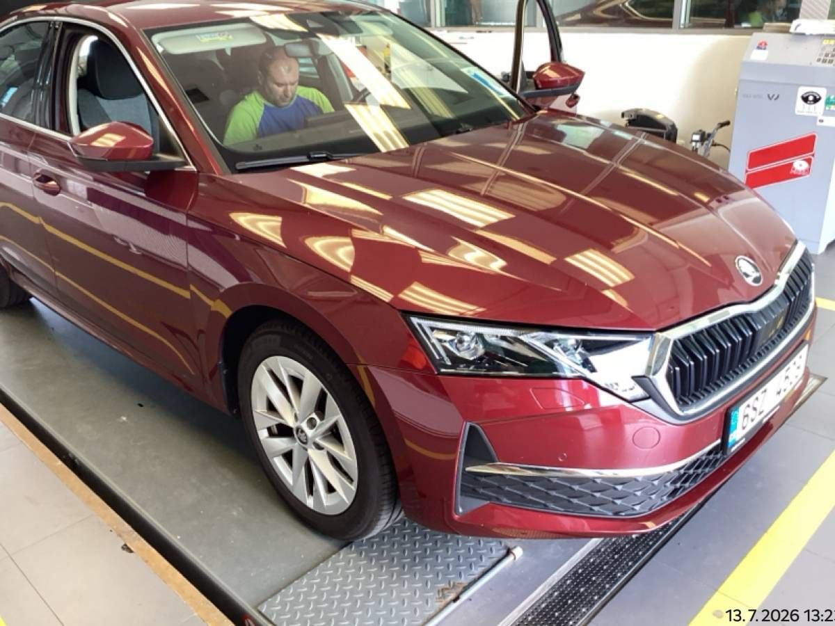 Škoda Octavia, Top Selection 1,5 TSI 110kW MT - fotka 2