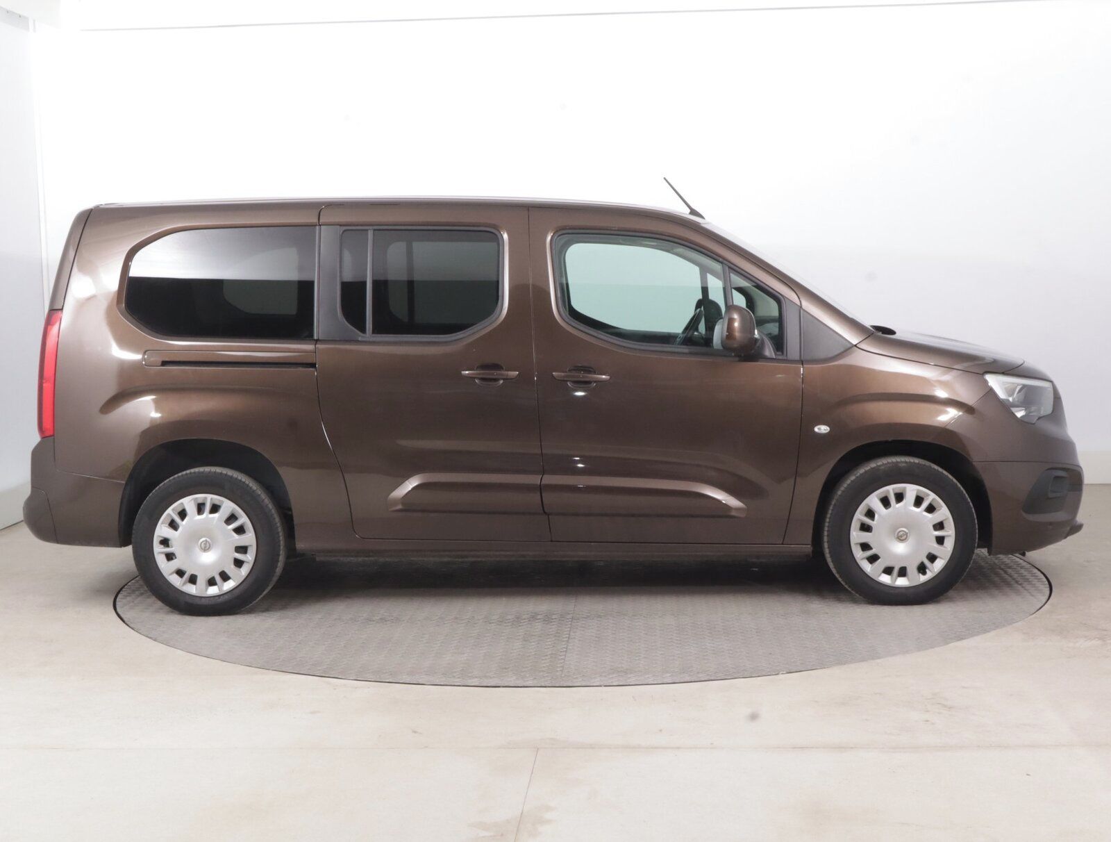 Opel Combo, Maxi 1.2 Turbo, Life, 7Míst - fotka 6