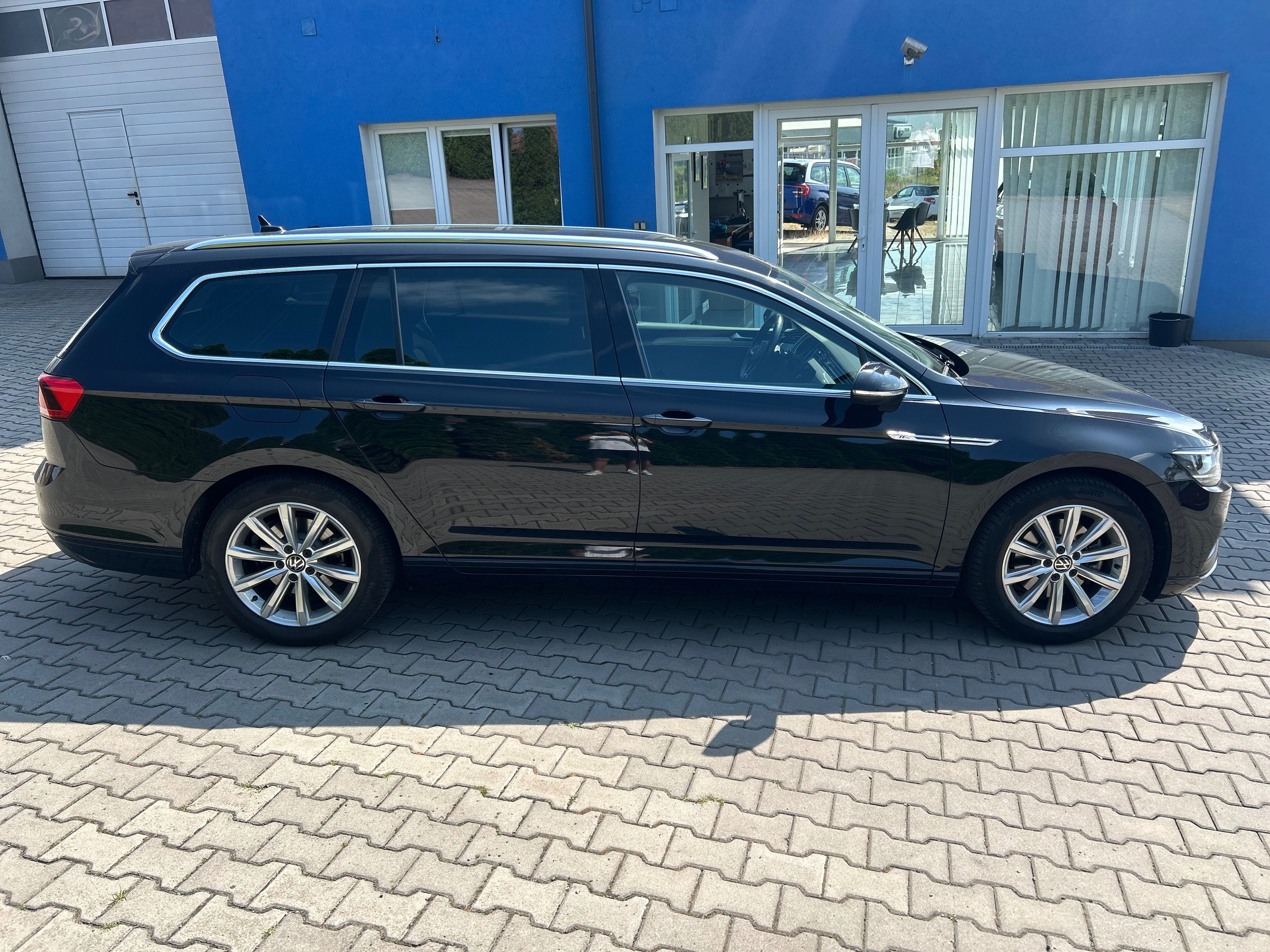 Volkswagen Passat, 2.0 TDi Business DSG - fotka 4