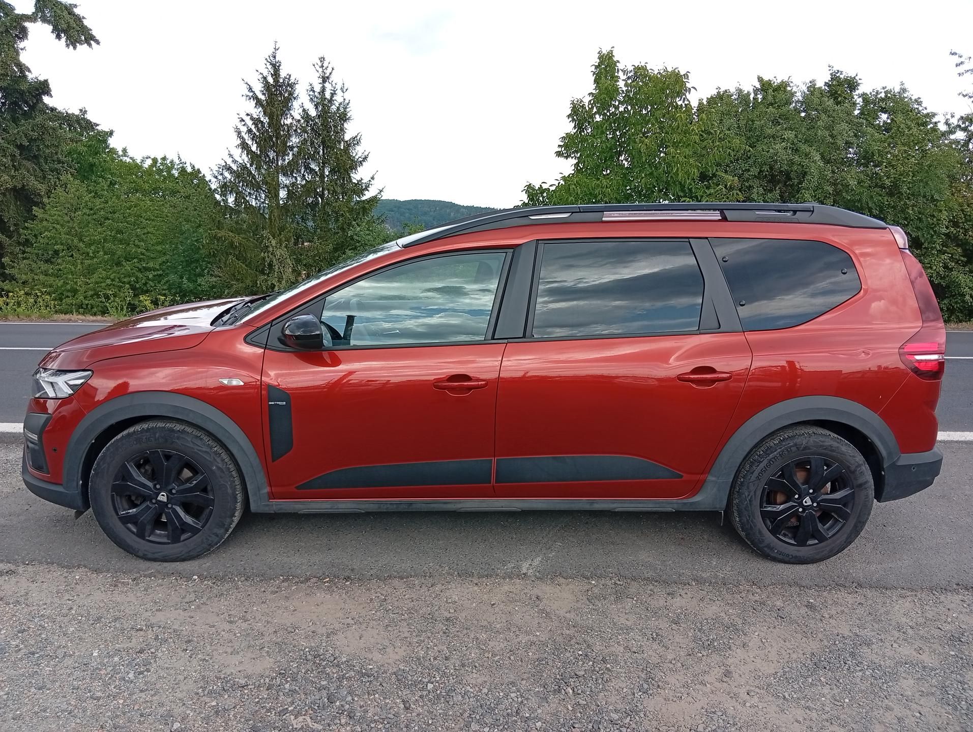 Dacia Jogger, 1.0 TCe LPG, Extreme, 7 míst - fotka 3