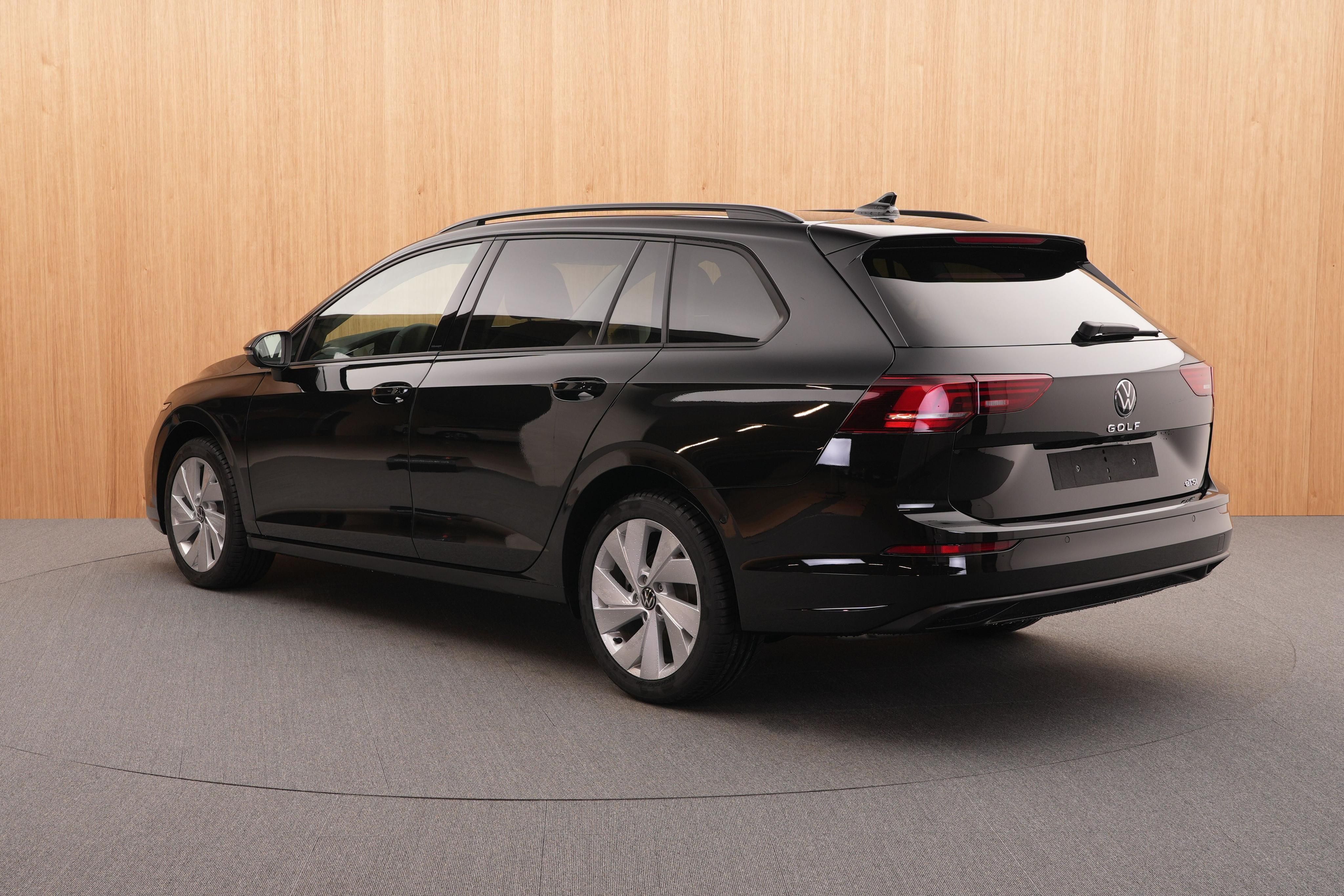 Volkswagen Golf Variant, Limited 1.5 eTSI DSG - fotka 3