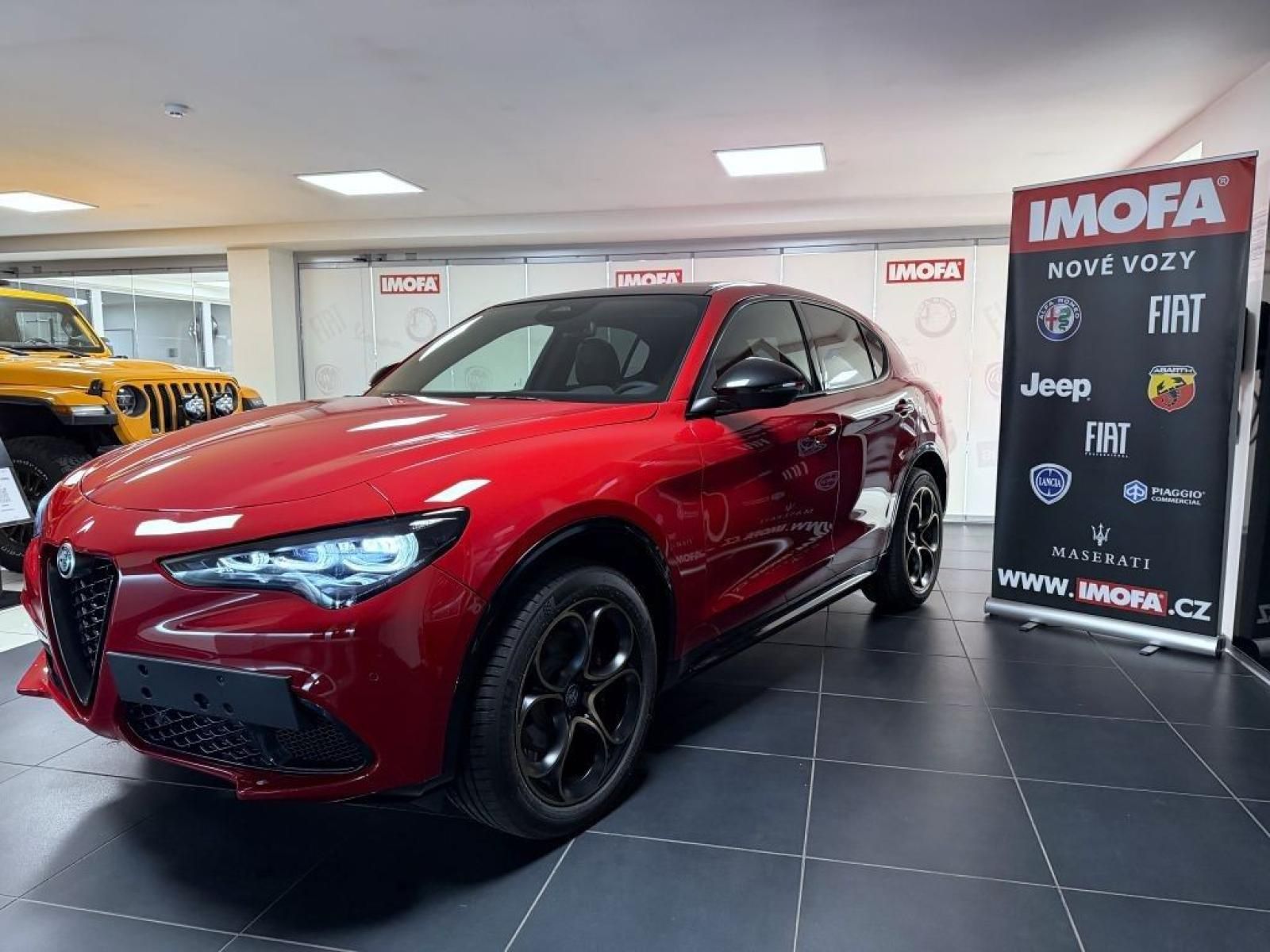 Alfa Romeo Stelvio, 2.0 T 280k AT8 ZF Q4 4x4 - fotka 3