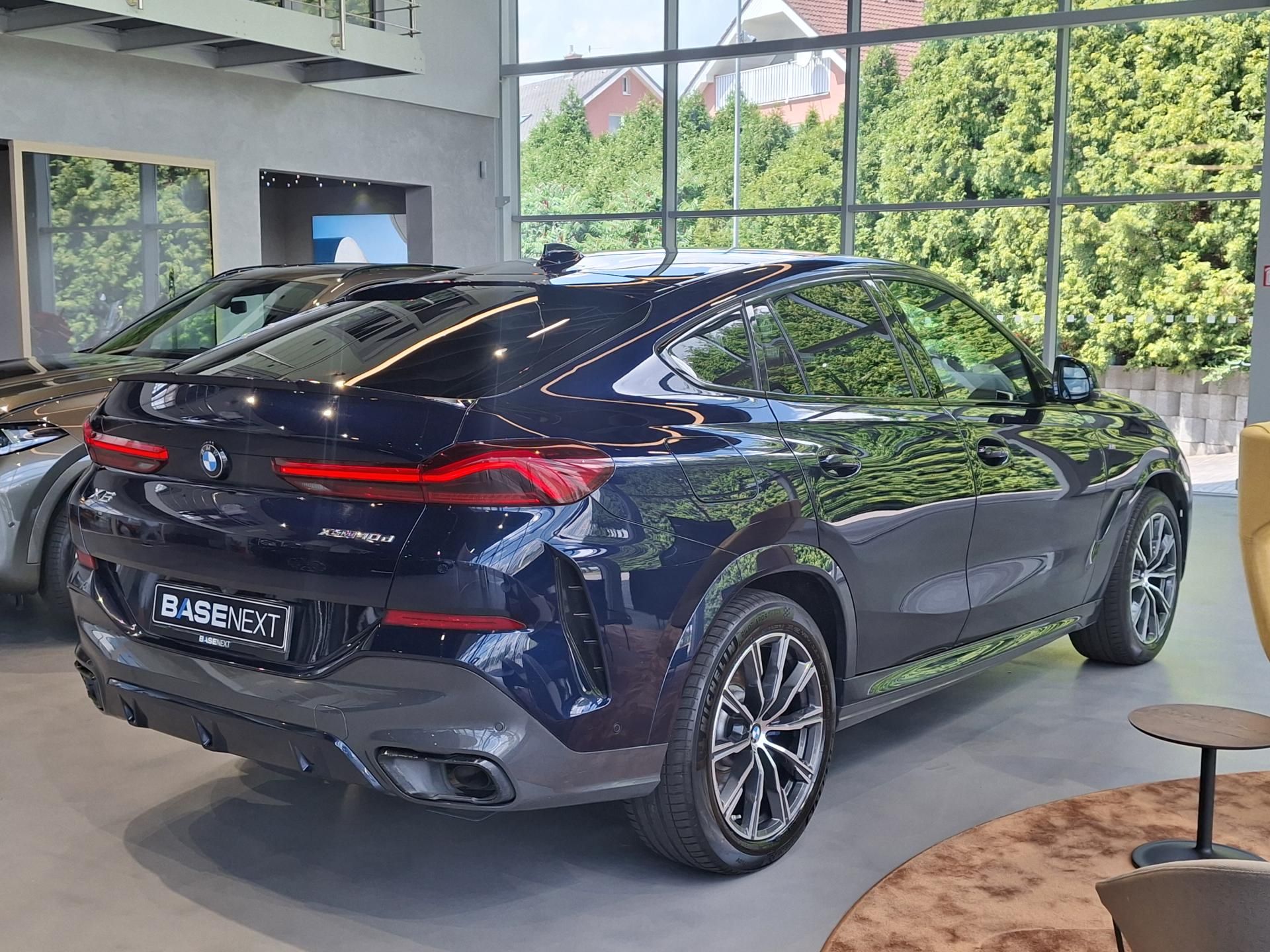 BMW X6, xDrive40d M-Sport - fotka 6