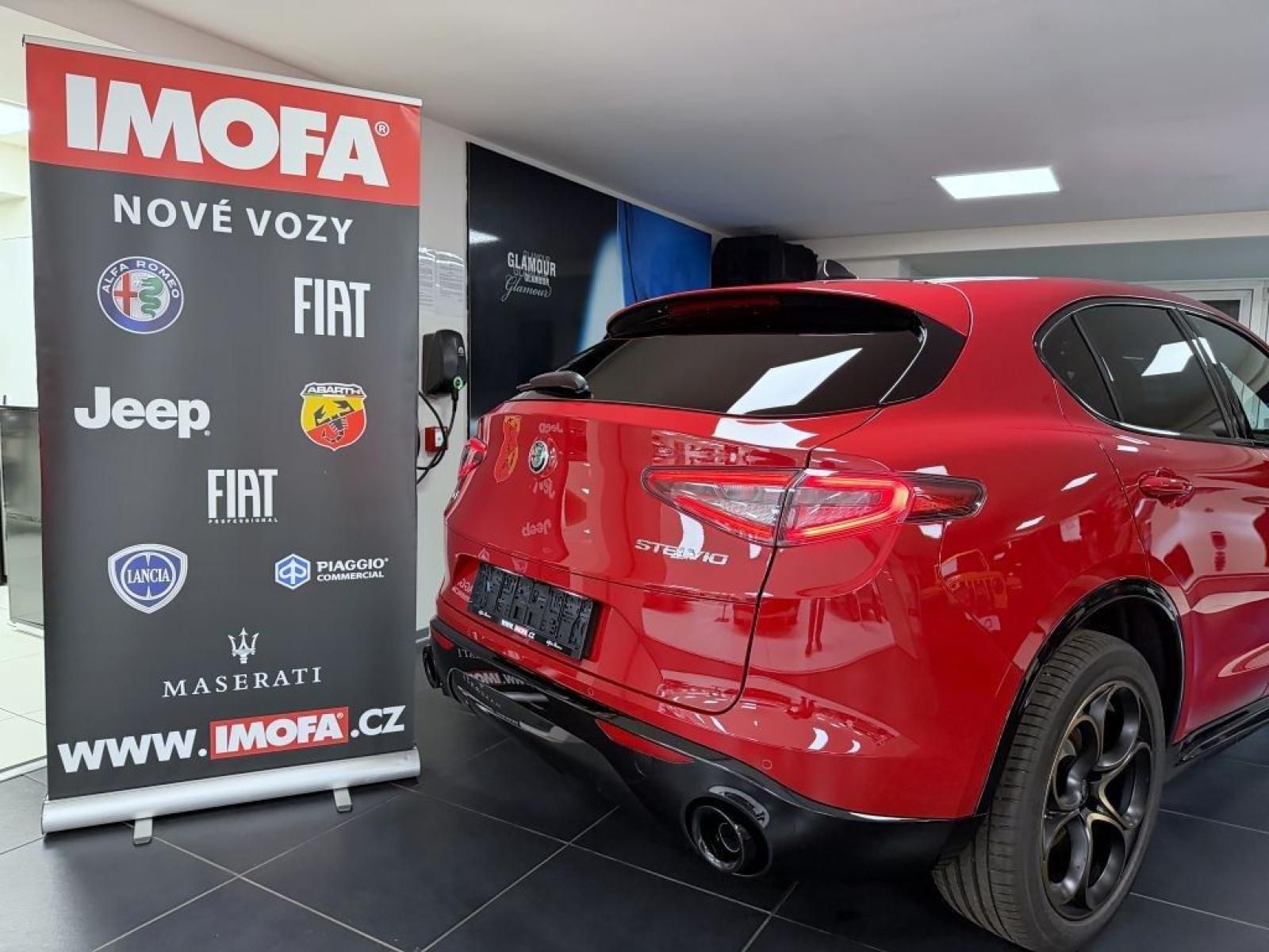 Alfa Romeo Stelvio, 2.0 T 280k AT8 ZF Q4 4x4 - fotka 5