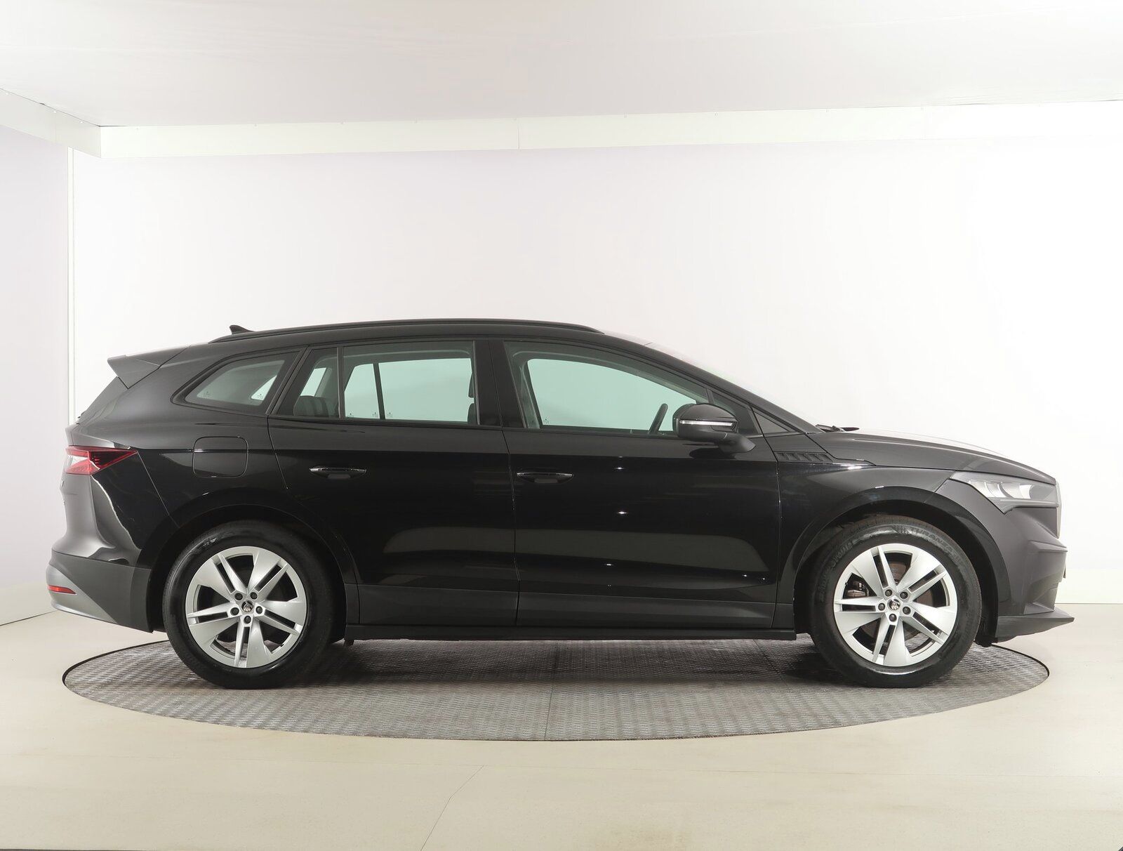 Škoda Enyaq iV, 60 (62 kWh), SoH 92%, Automat - fotka 6