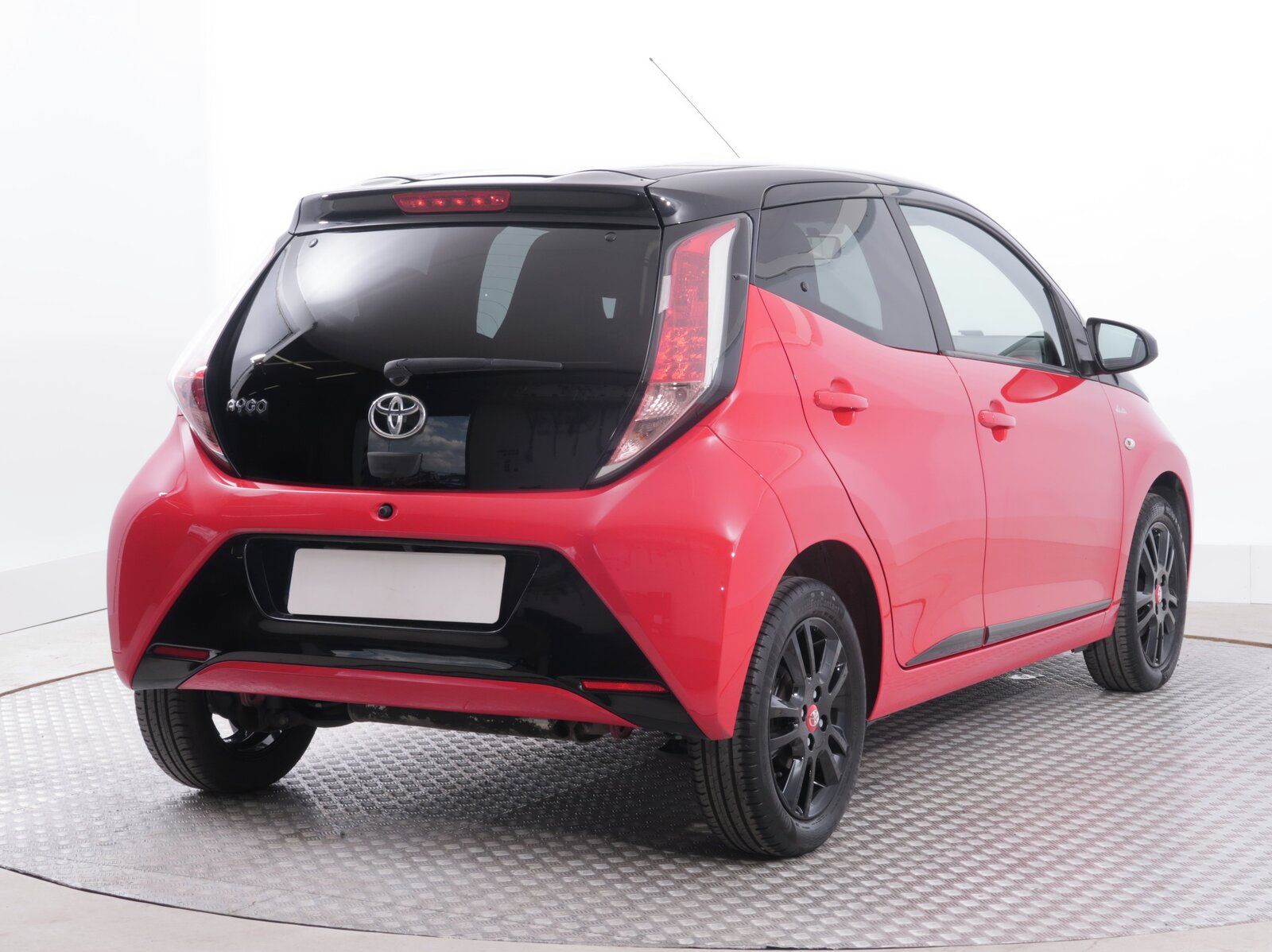 Toyota Aygo, 1.0 VVT-i, Serv.kniha, Klima - fotka 5