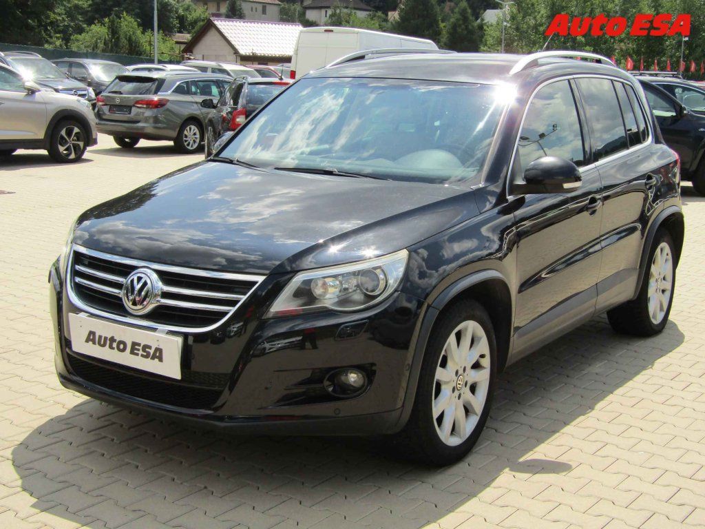 Volkswagen Tiguan, 2.0 TDI 4x4,autoAC - fotka 3