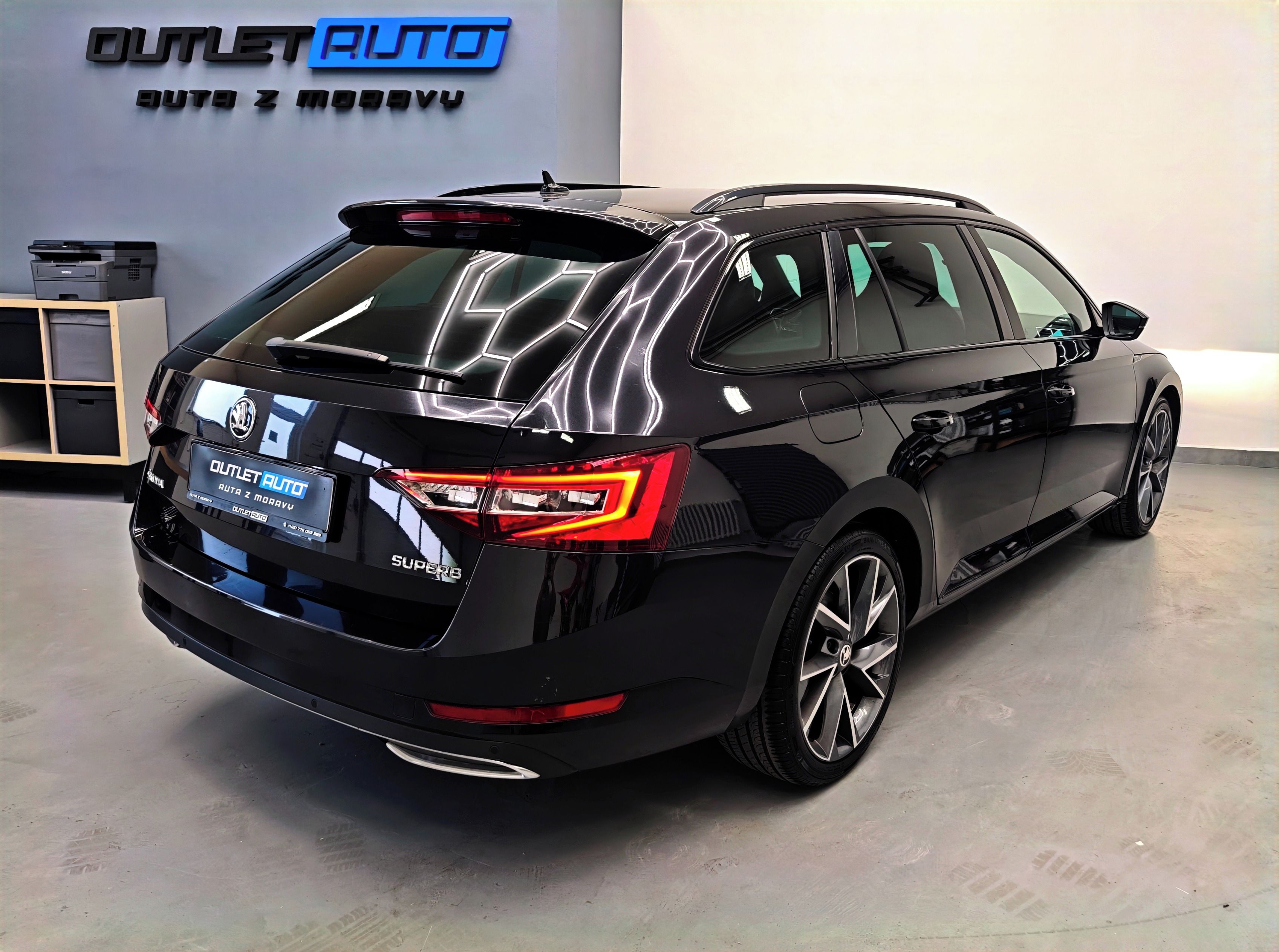 Škoda Superb, SPORTLINE 2.0TDI 110KW,DSG,DPH - fotka 4