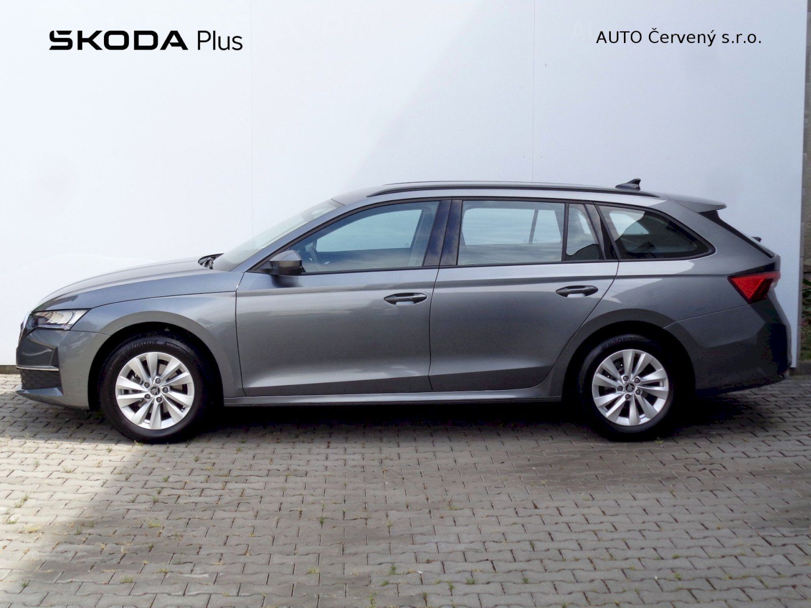 Škoda Octavia, Combi 2.0 TDI 85 kW Selection - fotka 3