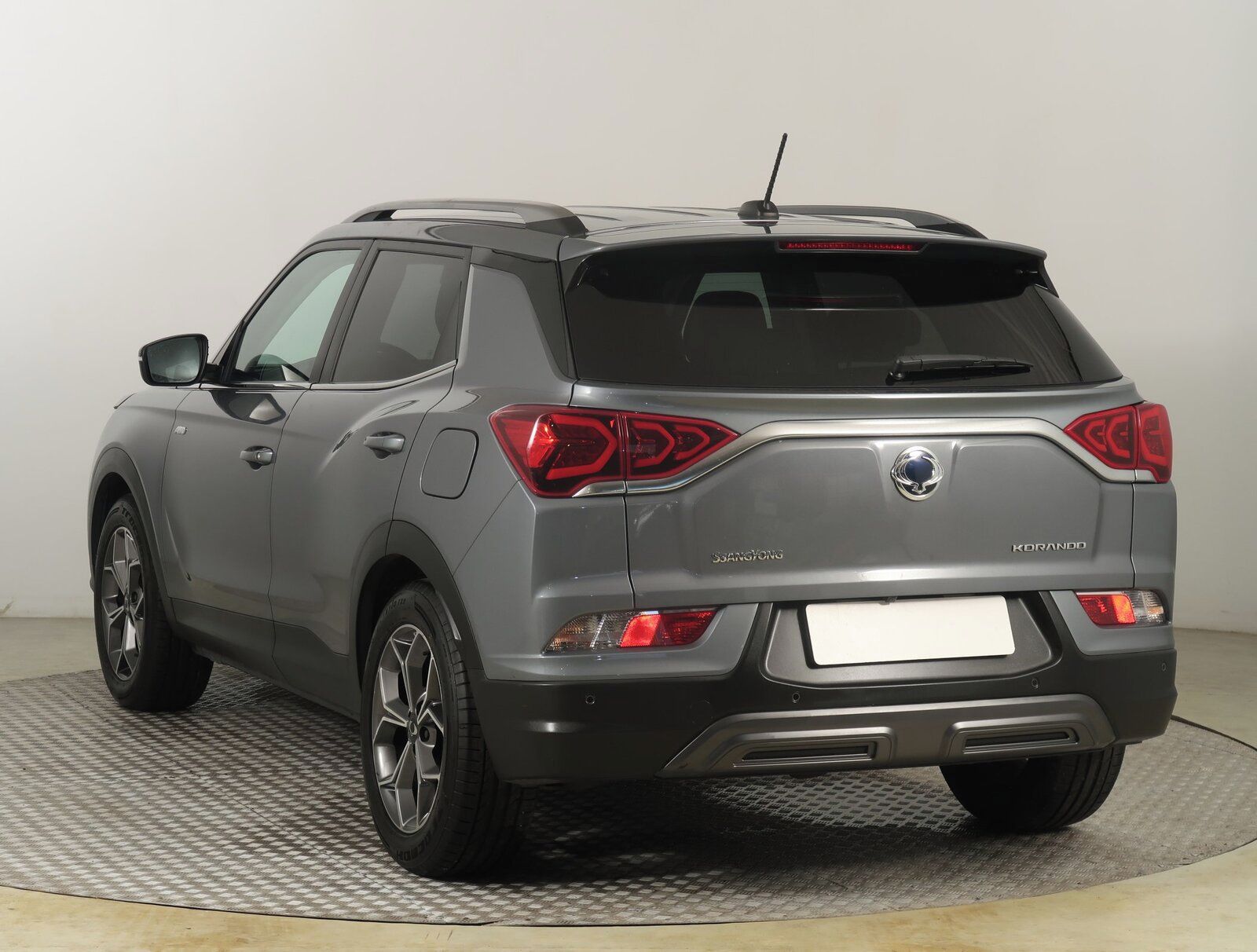 SsangYong Korando, 1.5 T-GDI, 4X4, Automat - fotka 4