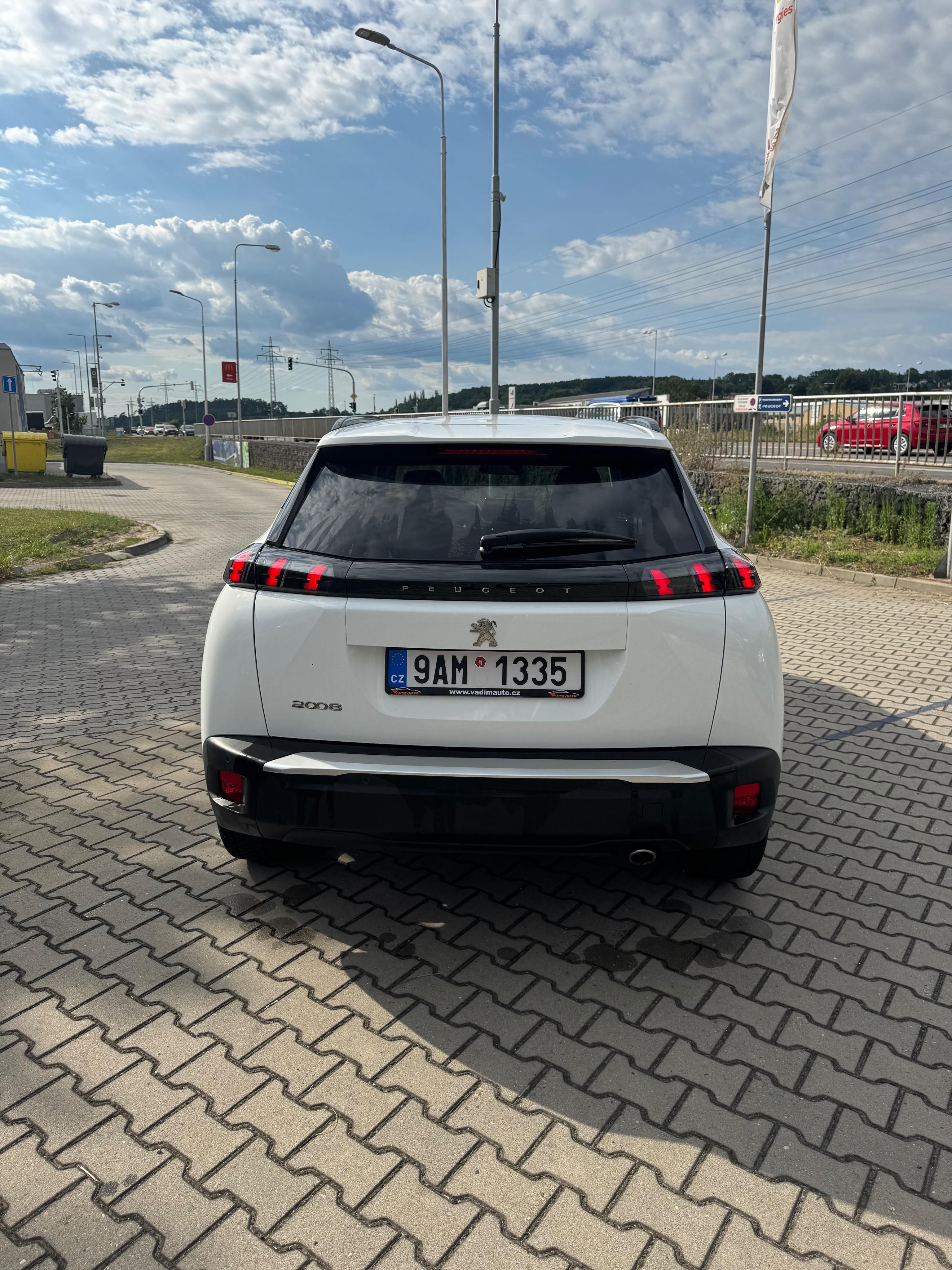 Peugeot 2008, Peugeot 2008 Allure 1.5 HDi 81 - fotka 5