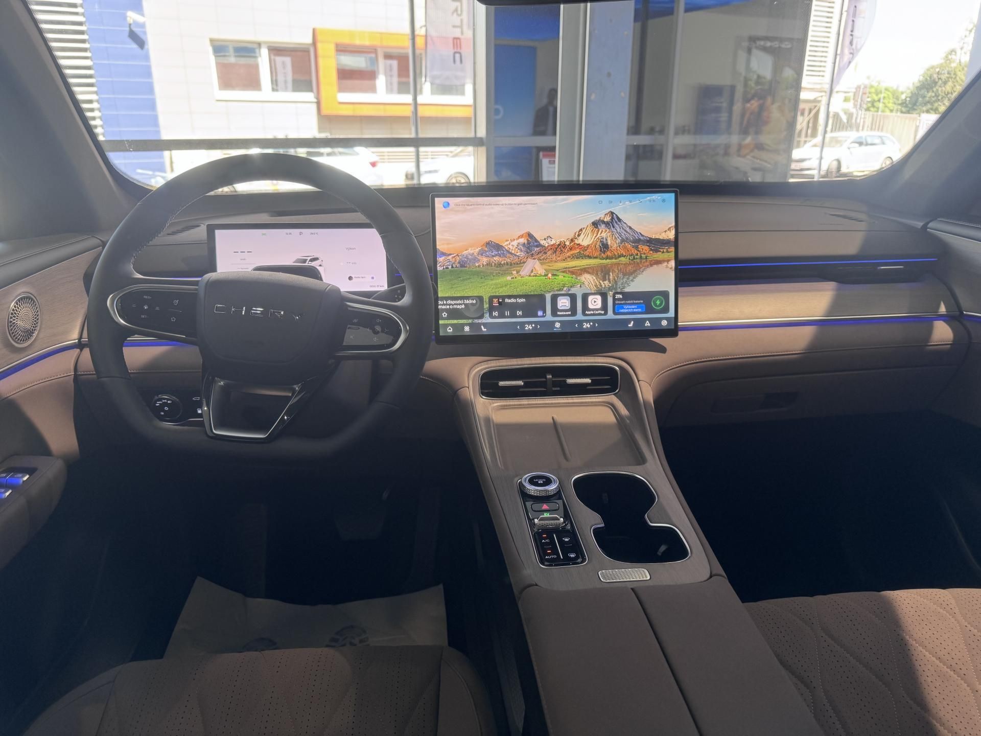 Chery Tiggo 8 PHEV, 1,5 UNIQUE - fotka 3