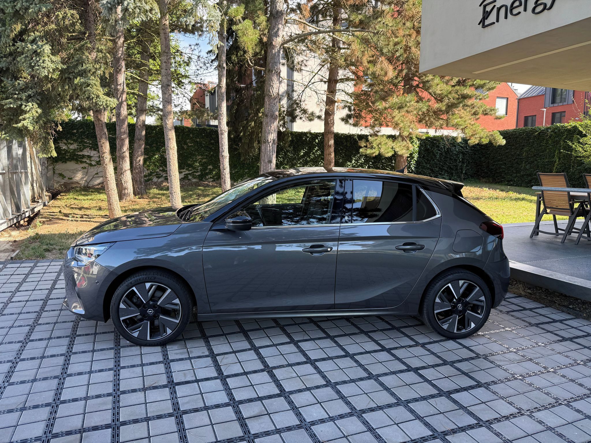 Opel Corsa, e-Corsa 50kWh Elegance - fotka 3