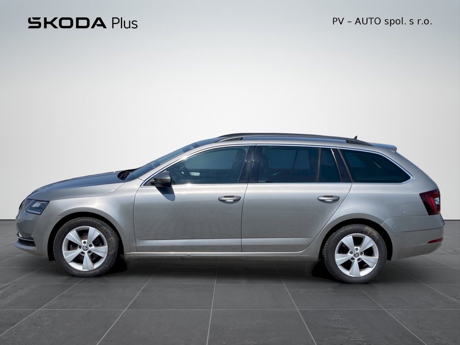 Škoda Octavia, 1.4 TSI 110kW DSG Style Plus c - fotka 3