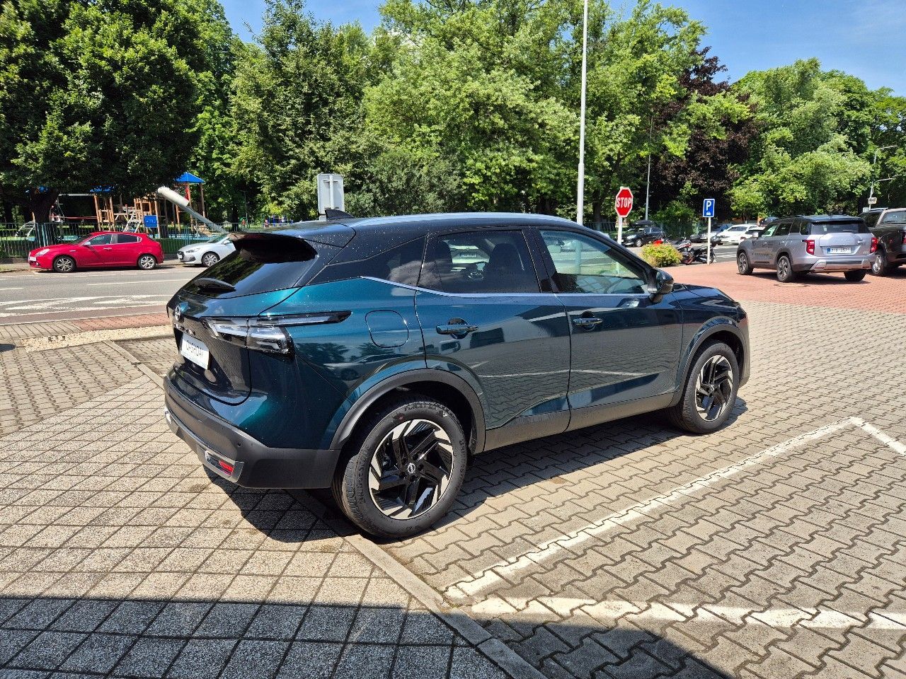Nissan Qashqai, 1.3T mHEV MT,2WD, SKLADEM - fotka 5