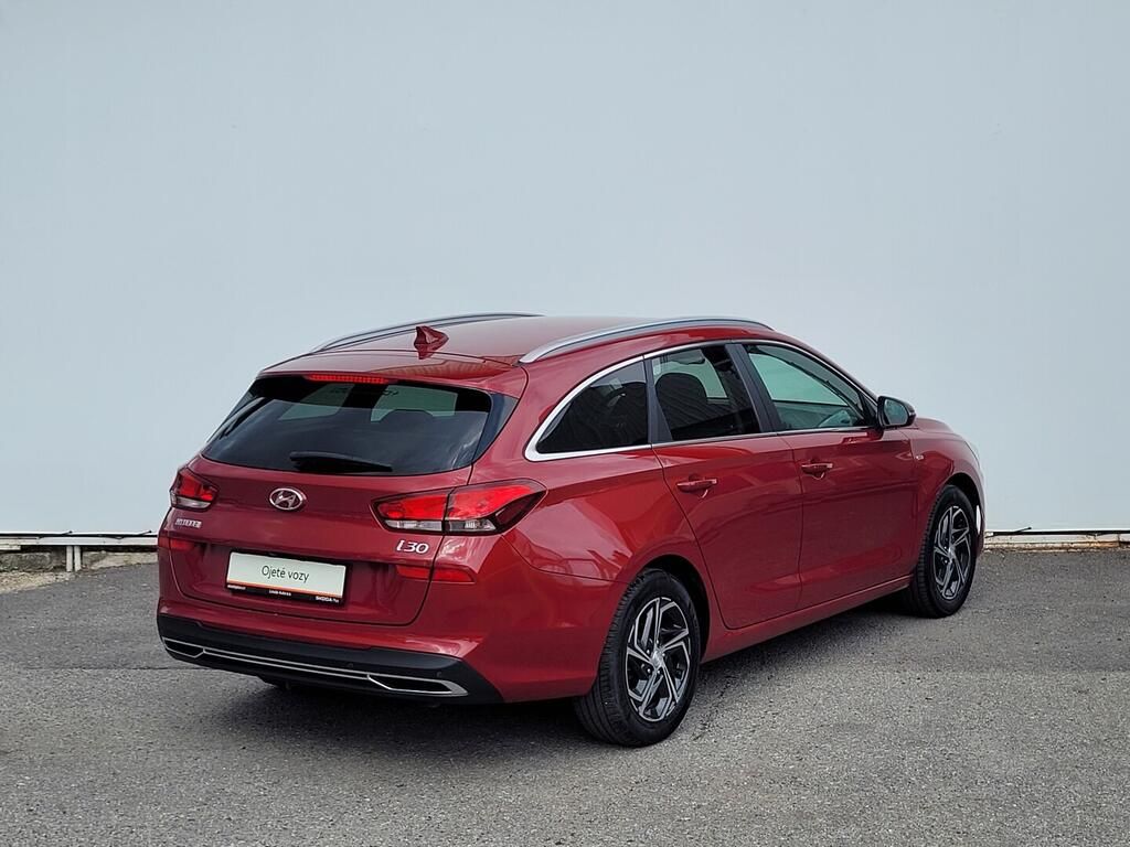 Hyundai i30, Smart 1.5 T-GDI 117 kW - fotka 2