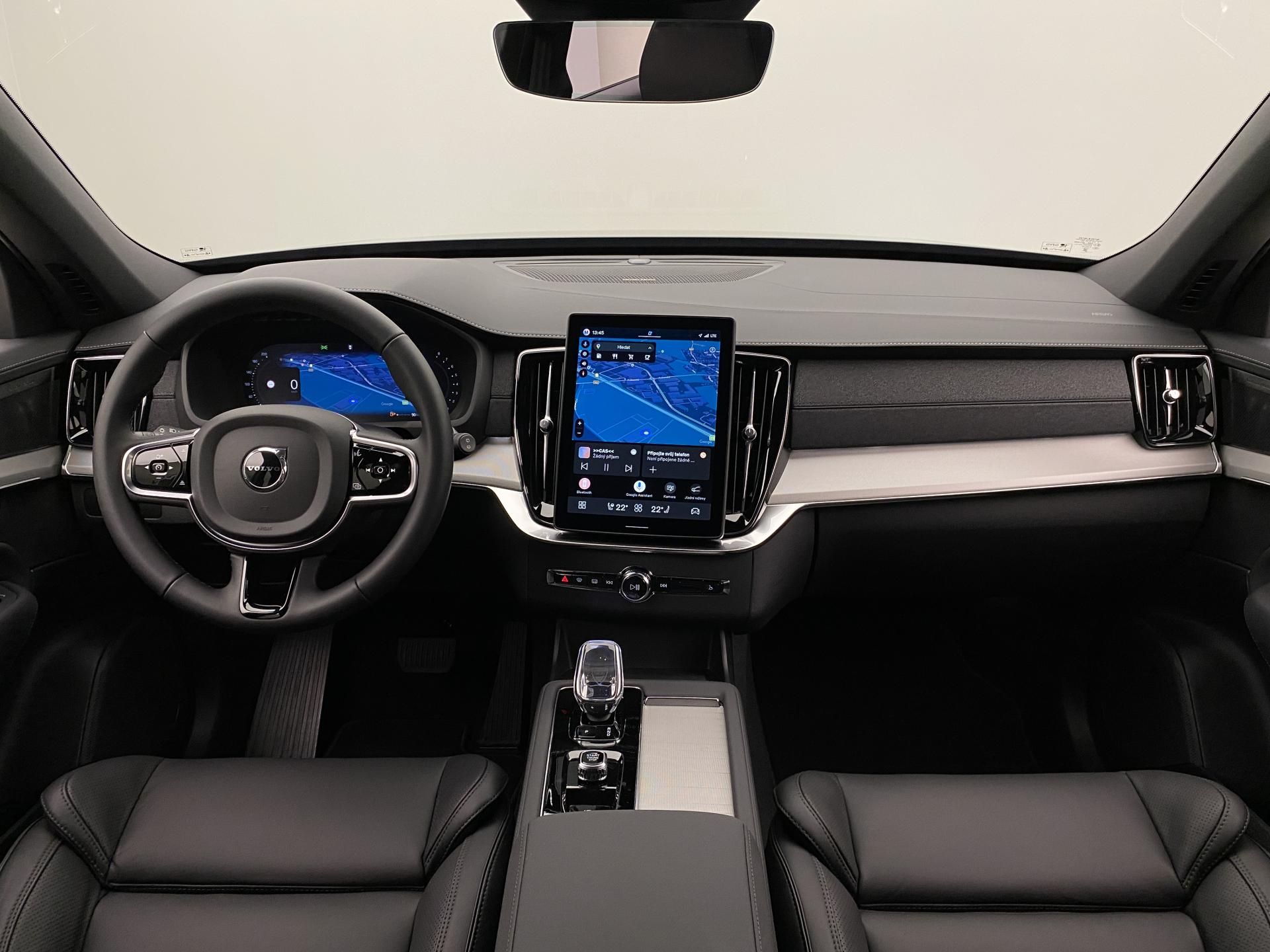 Volvo XC90, B5 AWD AUT BLACK EDITION PLUS - fotka 2