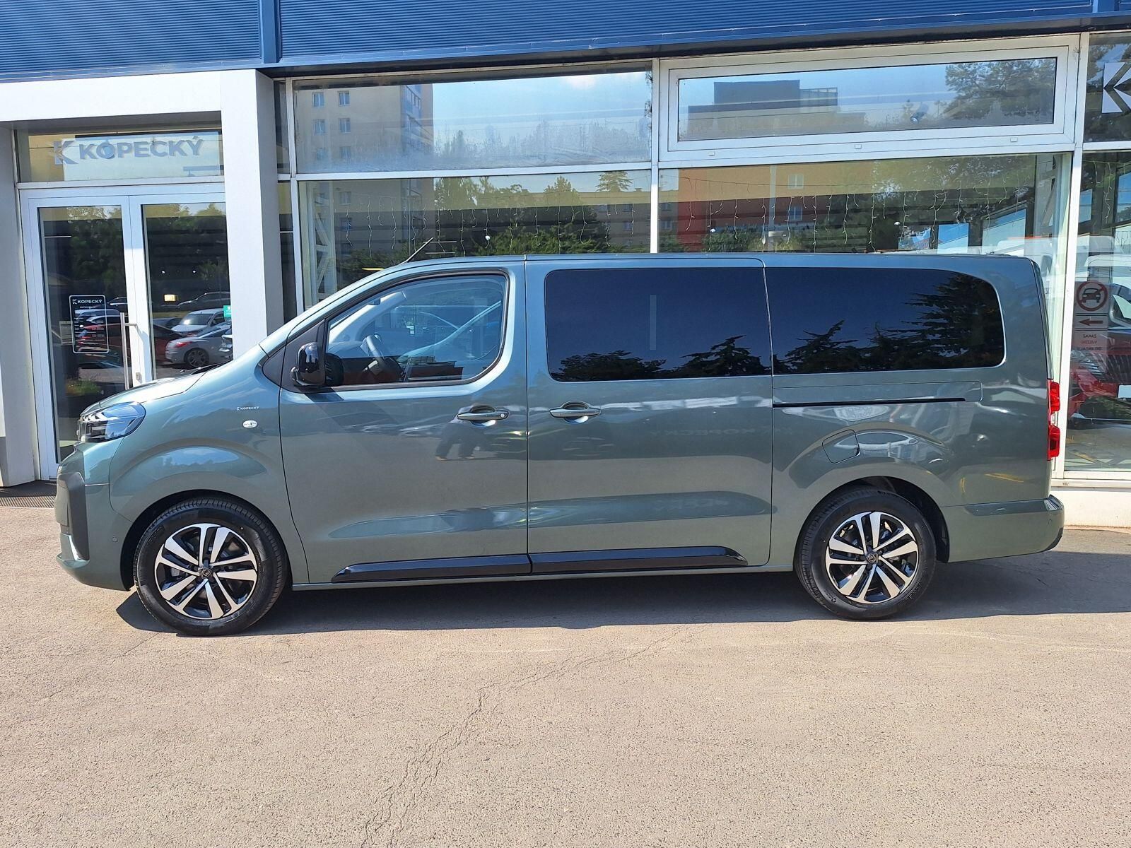 Peugeot Traveller, ALLURE Long 2.2 BHDi 180k EAT8 - fotka 3