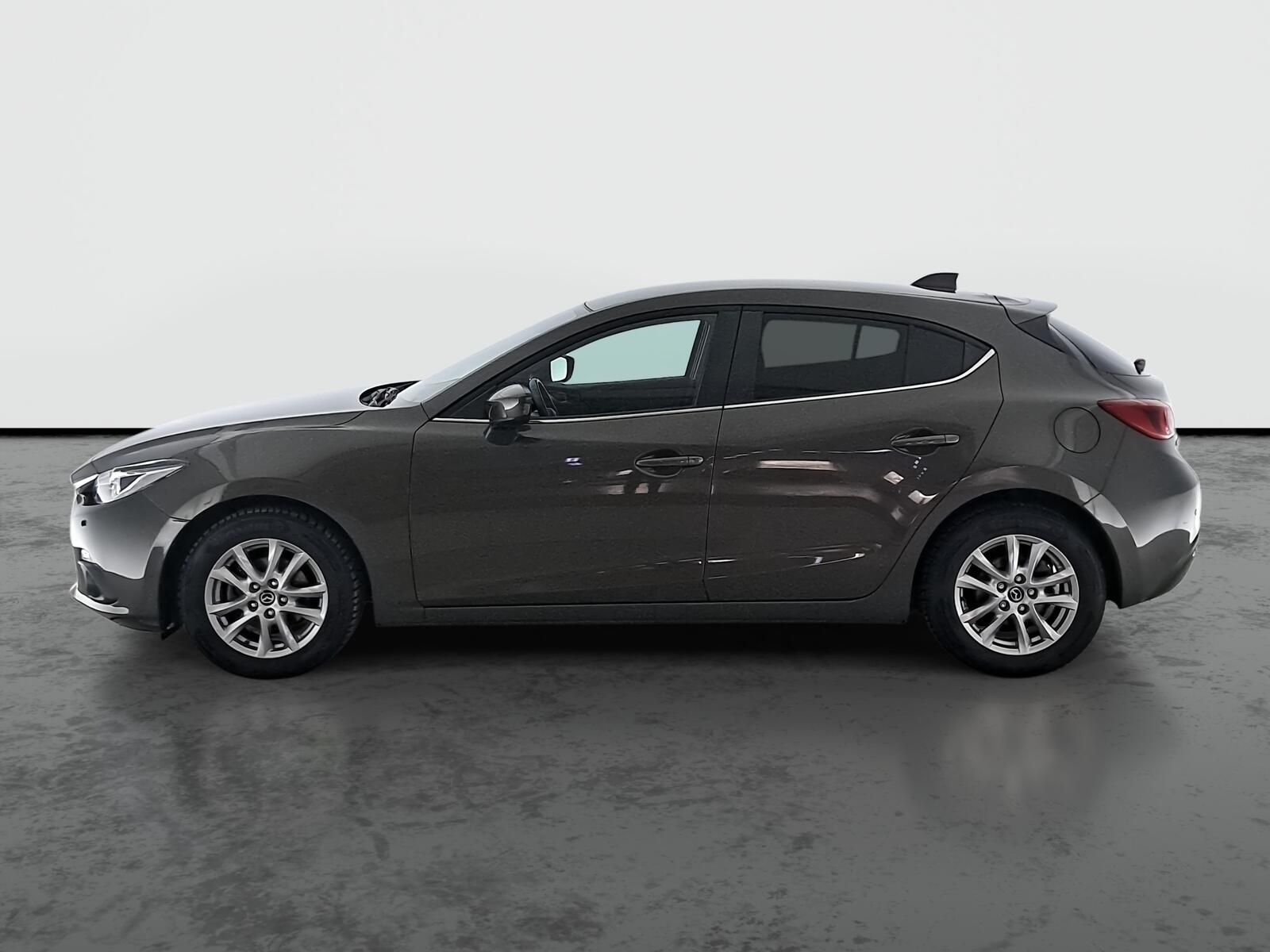 Mazda 3, 1.5 Skyactiv-G - fotka 3