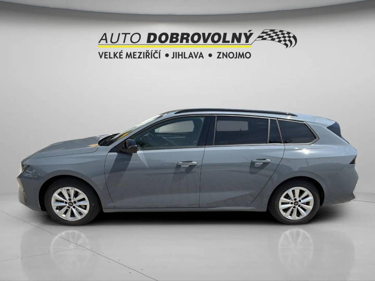 Opel Astra, Edition ST Hybrid 1.2 TURBO (1 - fotka 3