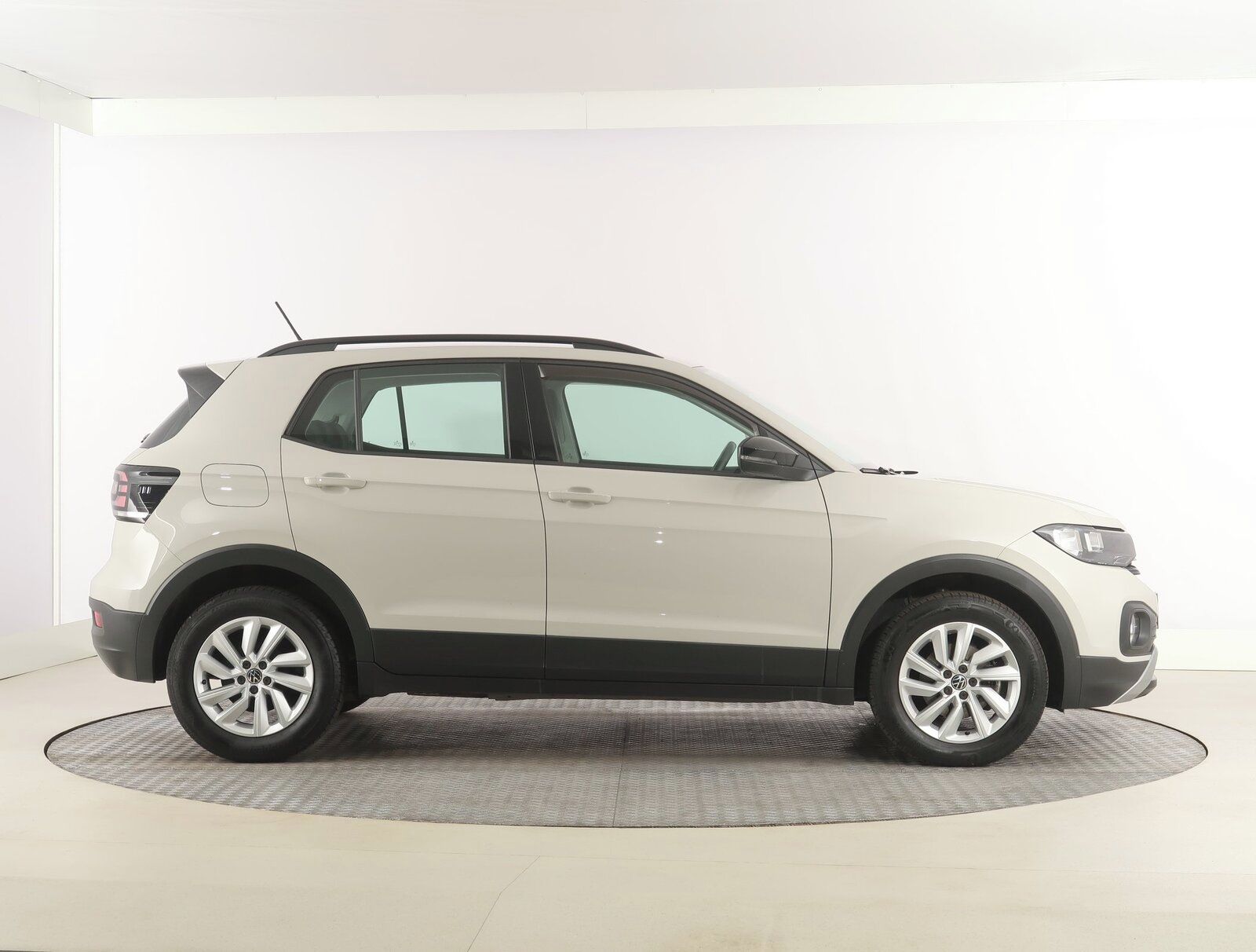 Volkswagen T-Cross, 1.0 TSI, Life, Serv.kniha - fotka 6