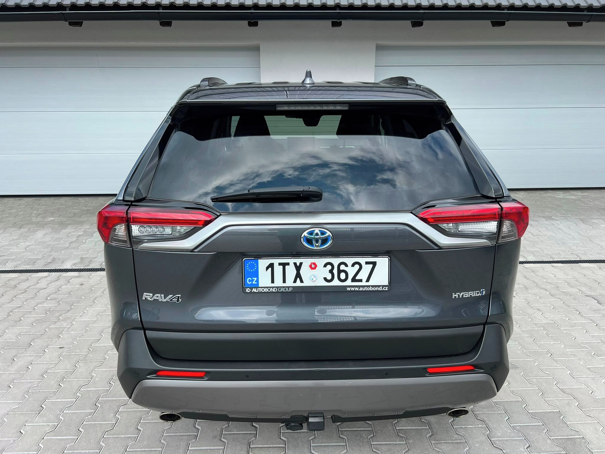 Toyota Rav4, 2.5 Hybrid 4x4, 1. maj., CZ - fotka 5