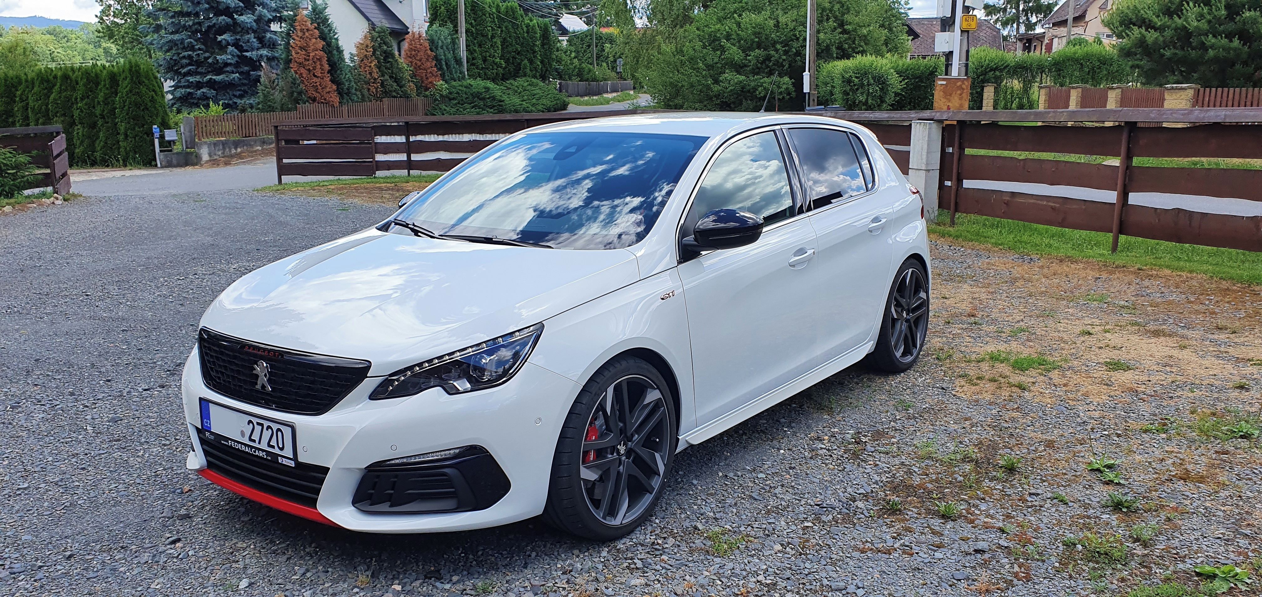 Peugeot 308, GTi 1,6 193 kW PureTech 263HP