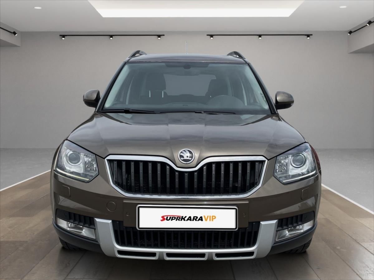 Škoda Yeti, 2,0 TDi DSG 4x4 Webasto*Panor. - fotka 2