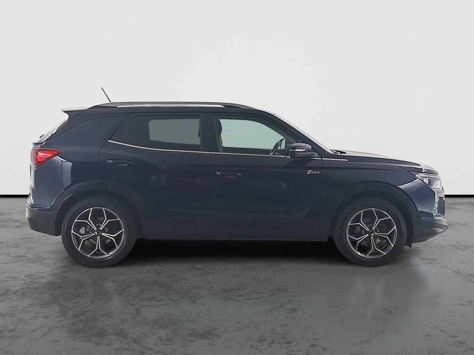 SsangYong Korando, 1.5 T-GDI, 4X4, Automat, ČR - fotka 6