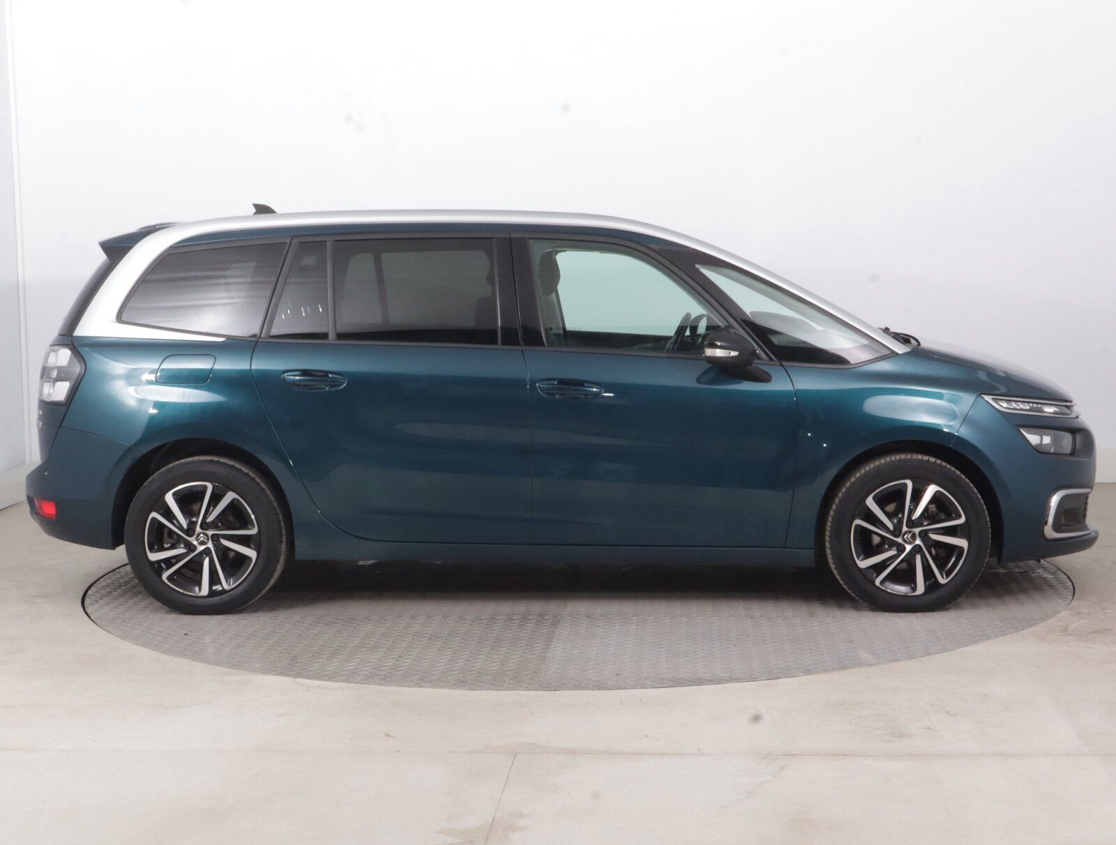 Citroën Grand C4 SpaceTourer, 1.5 HDi, Automat, 7 míst, ČR - fotka 6