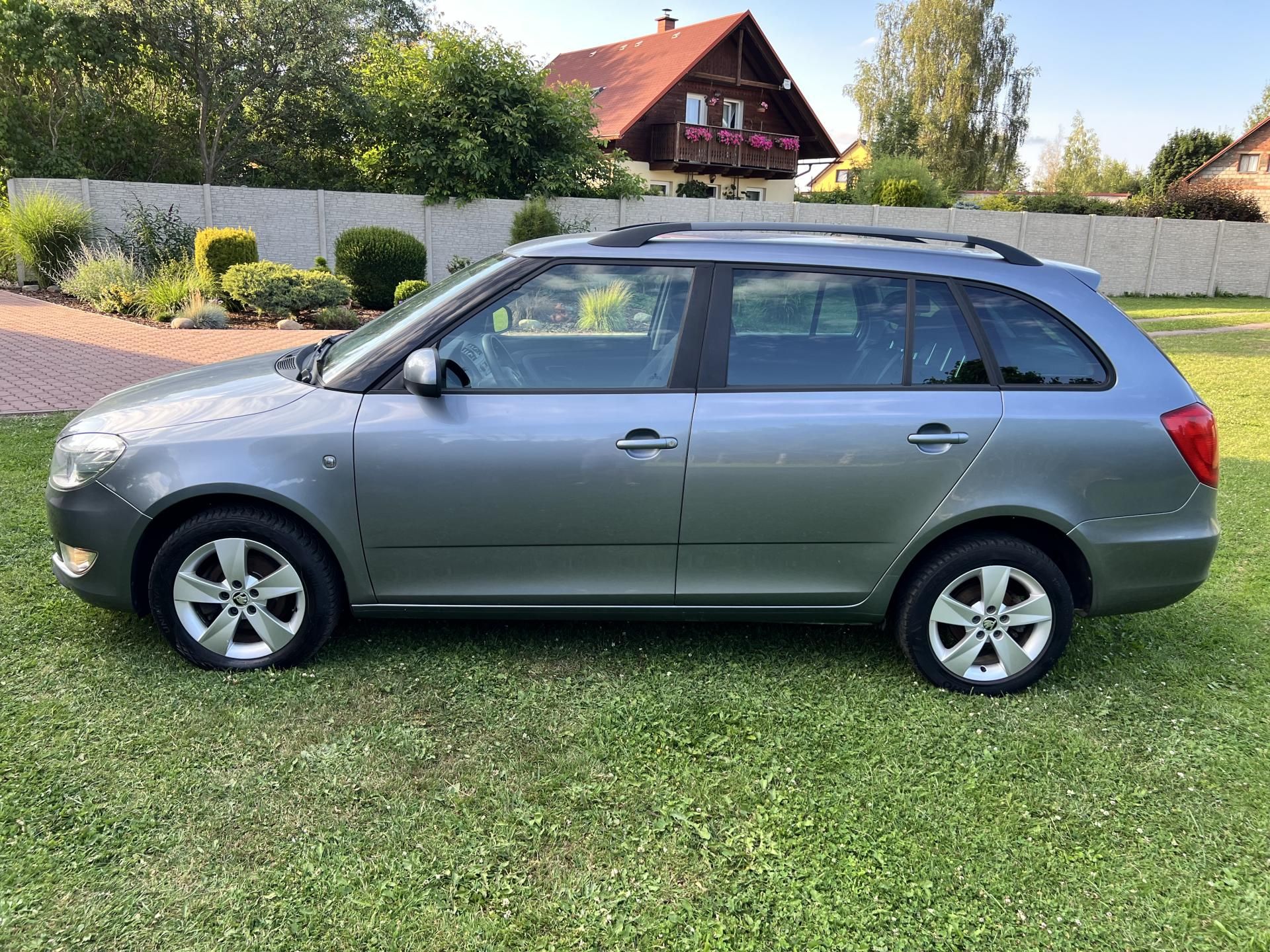 Škoda Fabia, 1.2TSI 63KW,DIGIKLIMA,ALU,ESP - fotka 4