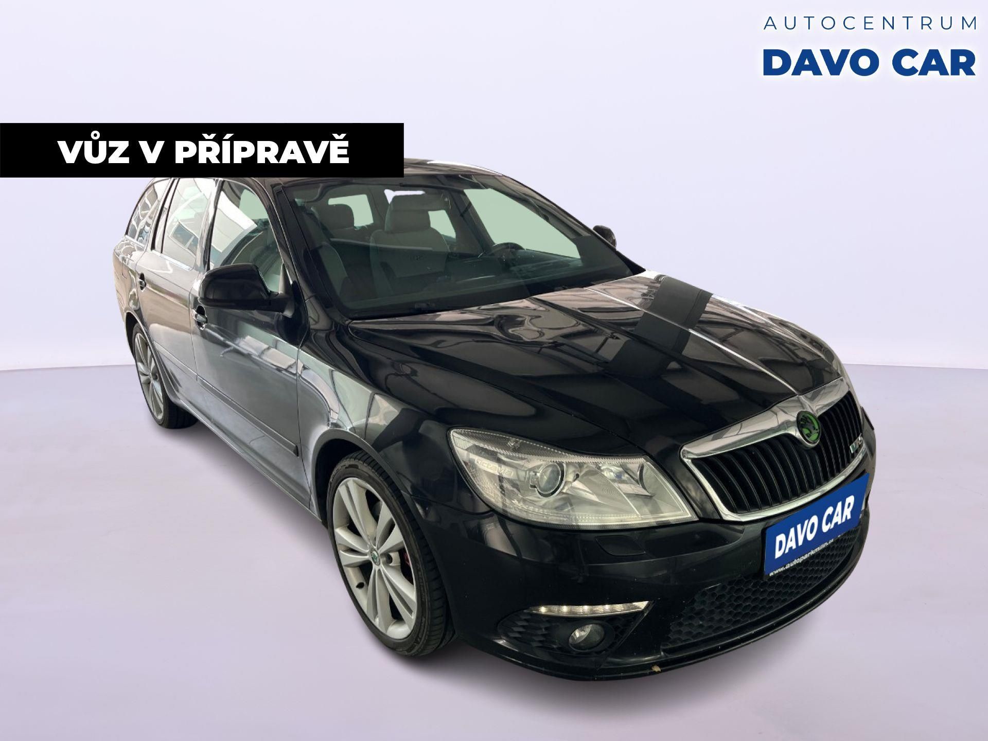 Škoda Octavia, 2,0 TDI RS 125kW Xenon - fotka 2