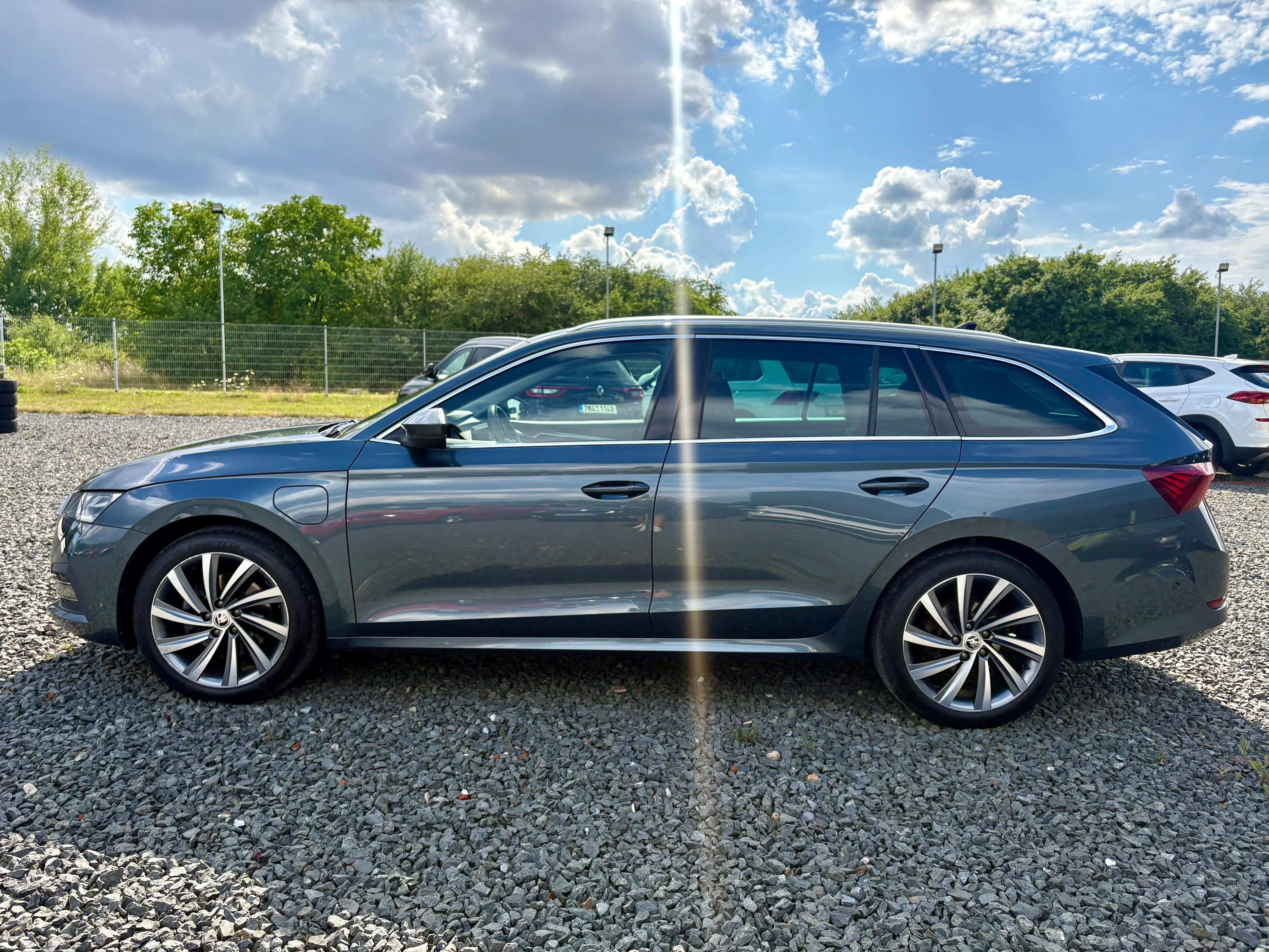 Škoda Octavia, 1.4TSi iV 150kw Style DSG - fotka 5